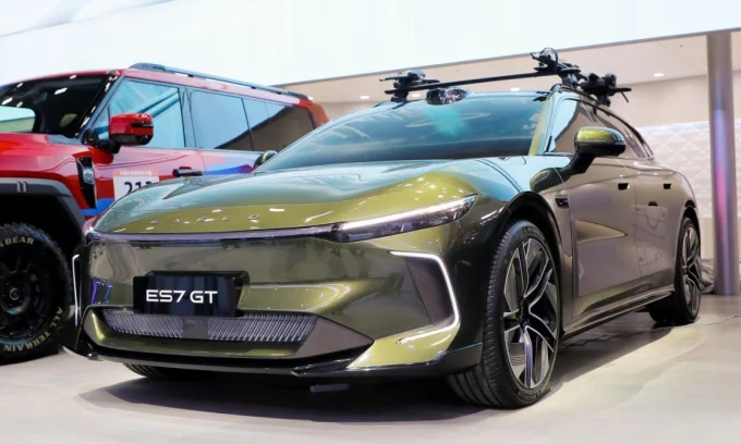 Exeed Le Mans, Chinese car manufacturers, 24 Hours of Le Mans, automobile racing, Chery automotive, hybrid race cars, Road to Le Mans 2