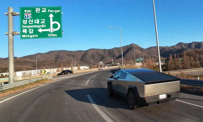 Tesla self-driving Korea, Hyundai autonomous vehicles, Full Self-Driving FSD, Korean automotive regulations, EV market South Korea, autonomous car legislation 2