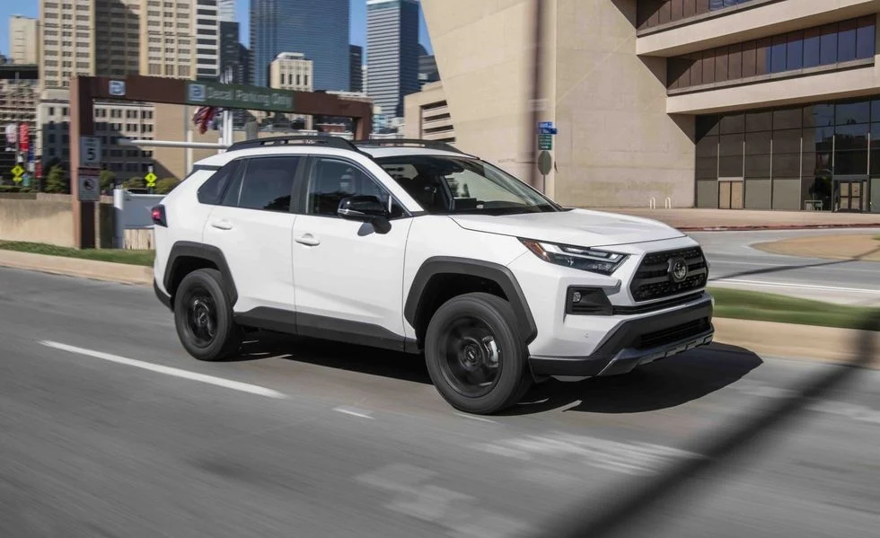 China car market, gasoline vehicle sales, EV sales China, new energy vehicles, automotive trends, auto industry China, NEV market share 2