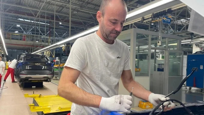 Slovakia car manufacturing, Europe auto production hub, Kia Zilina plant, electric vehicle production Slovakia, Central Europe automotive industry, low labor cost automotive, auto industry jobs Slovakia 3