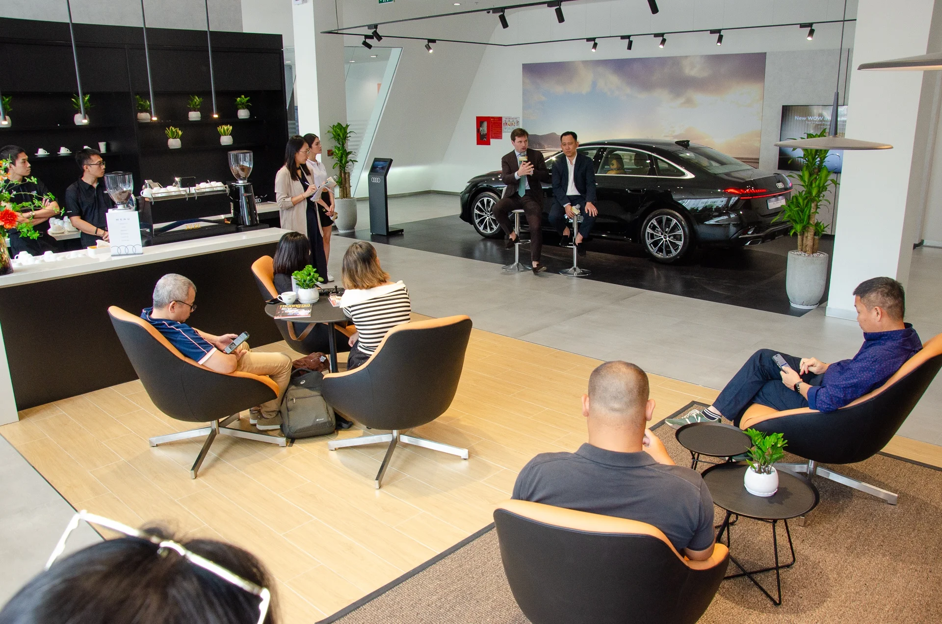 luxury cars Vietnam, Audi Vietnam, Mercedes-Benz Vietnam, Volvo electric, Zeekr Vietnam, Lotus sports car, Tasco Auto, 2026 automotive market 3