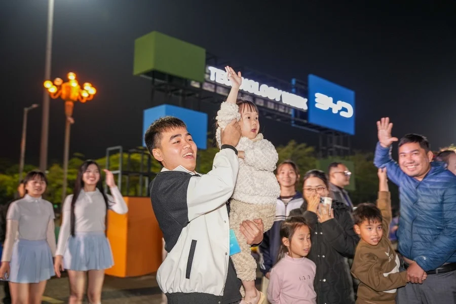 BYD Technology Week, electric vehicle test drive, BYD ATTO, BYD M9, Phu Tho event, new energy cars, automotive experience 11