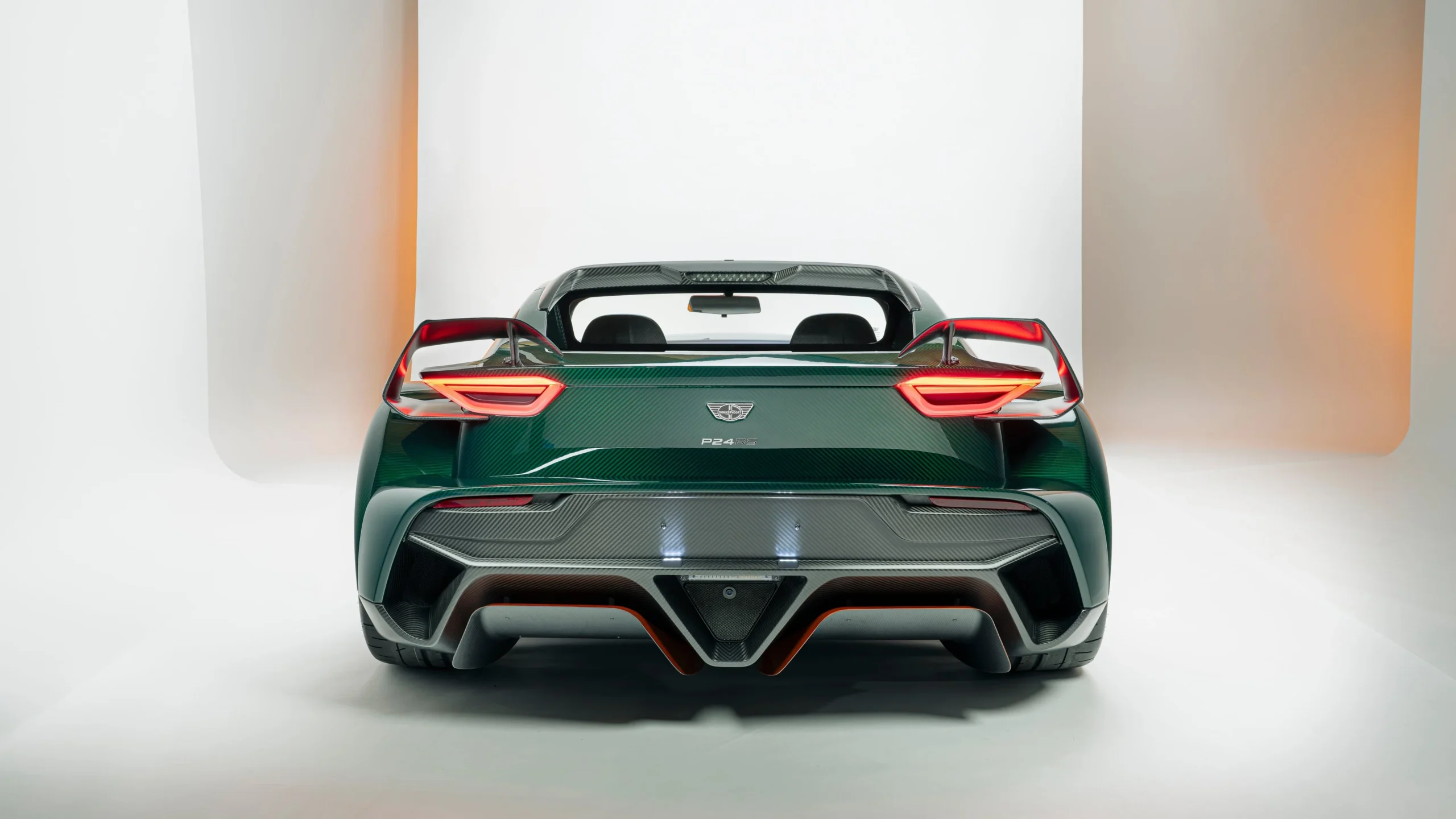 Donkervoort P24 RS, lightweight sports car, 600 horsepower, twin‑turbo V6, carbon fiber chassis, limited edition supercar, Dutch performance car 5