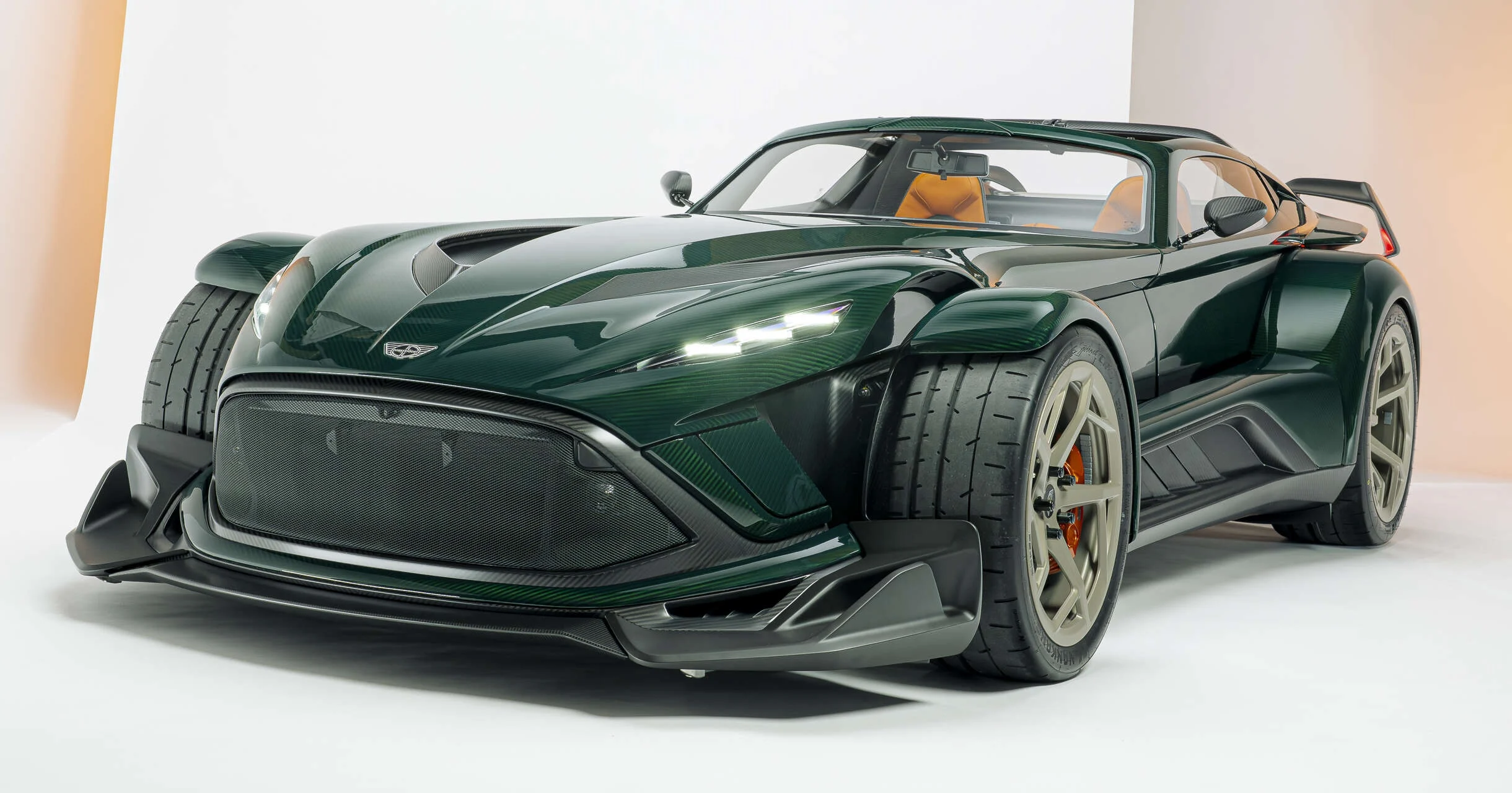 Donkervoort P24 RS, lightweight sports car, 600 horsepower, twin‑turbo V6, carbon fiber chassis, limited edition supercar, Dutch performance car 3