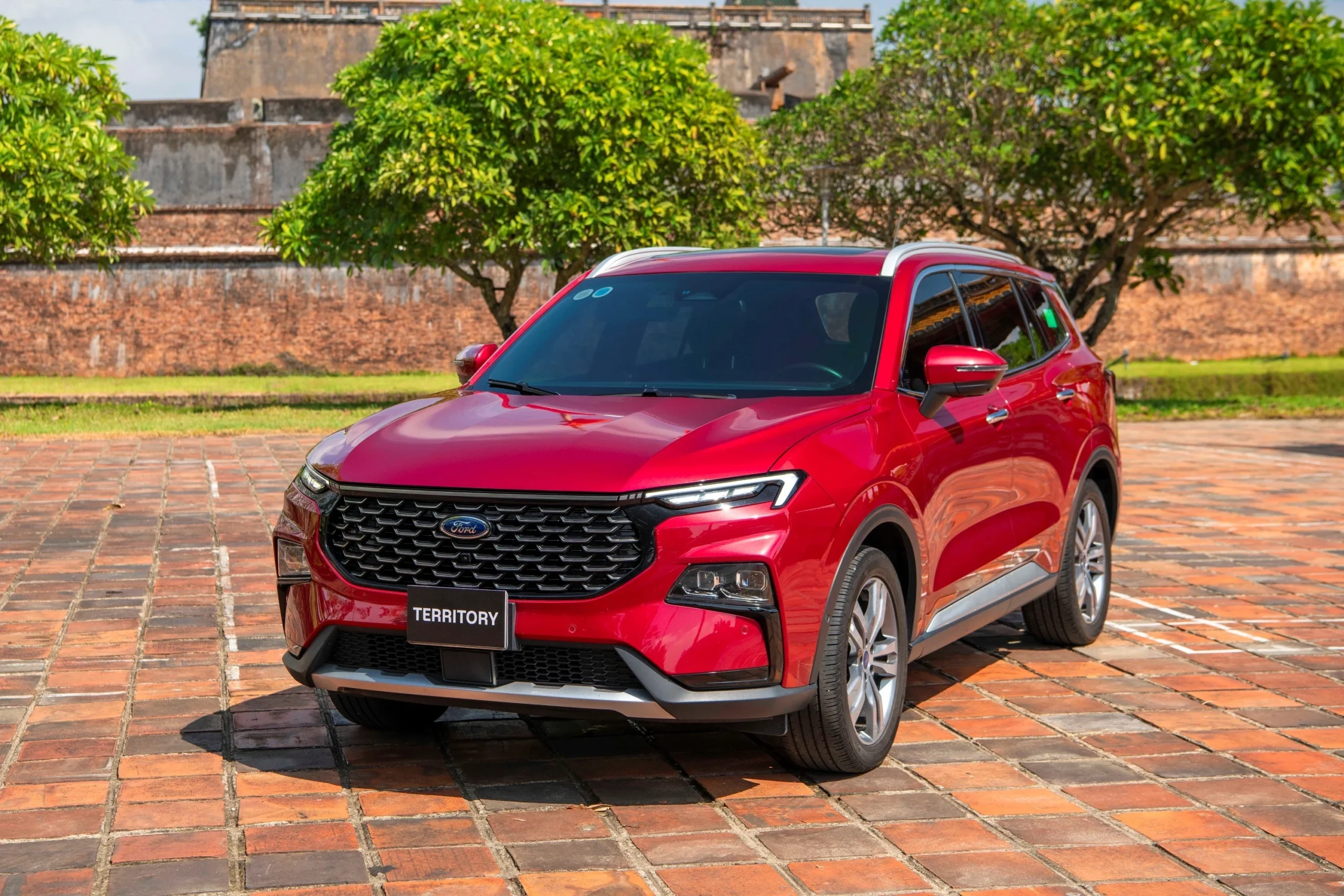 Vietnam car market, car incentives Vietnam, zero down car purchase, 2026 auto discounts, VinFast offers, Toyota warranty Vietnam, Subaru price cut 4