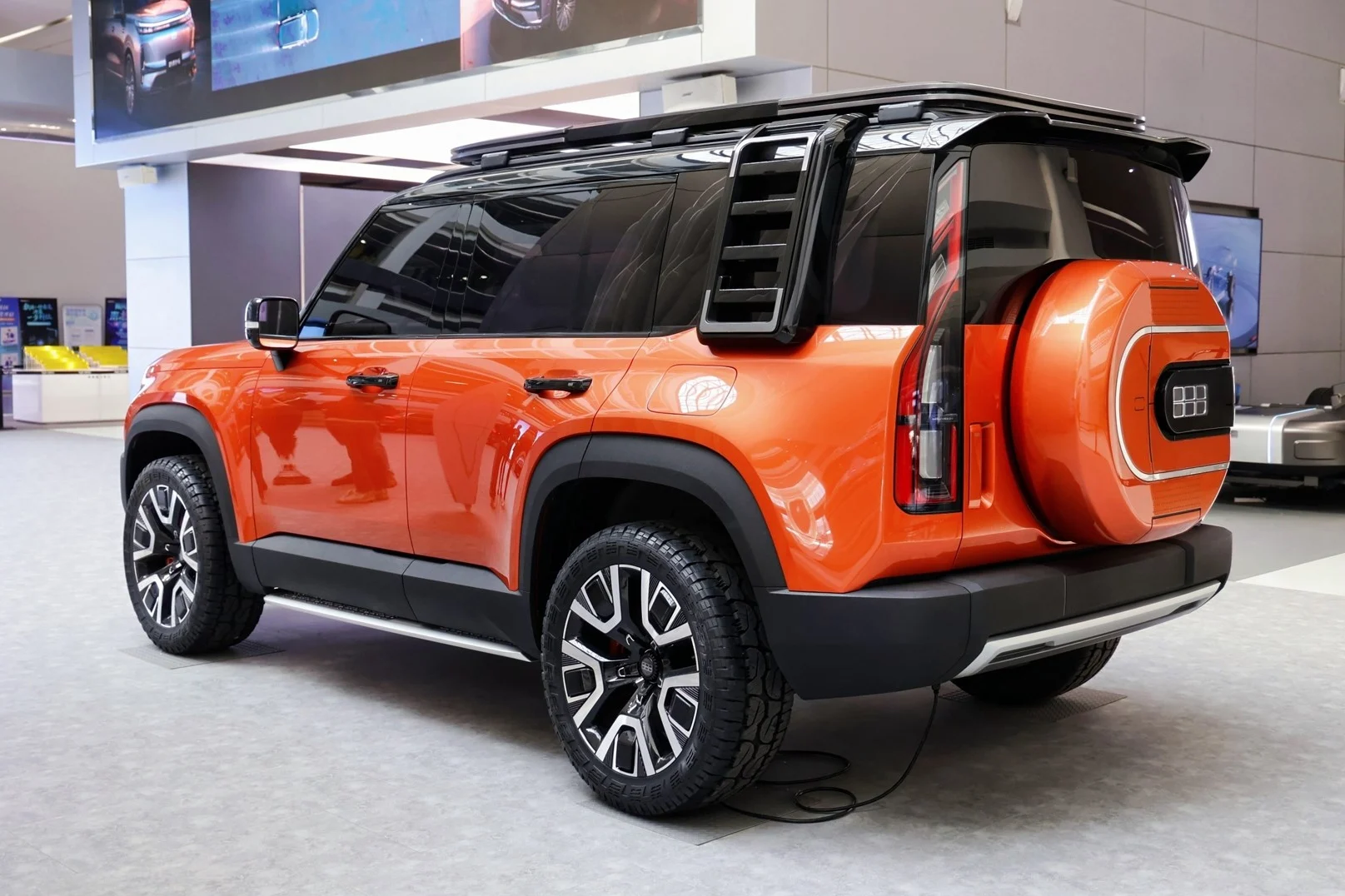 Geely Galaxy Cruiser, off‑road SUV, Land Rover Defender competitor, Chinese concept car, SEA‑R platform, electric off‑road vehicle, AI‑driven SUV 3