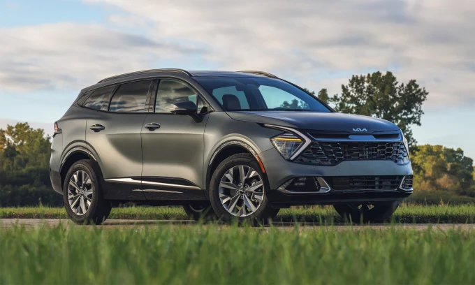 Hyundai US sales, Kia US sales, hybrid vehicle sales, US auto market, SUV sales, electric vehicle trends, automotive industry 2025 3