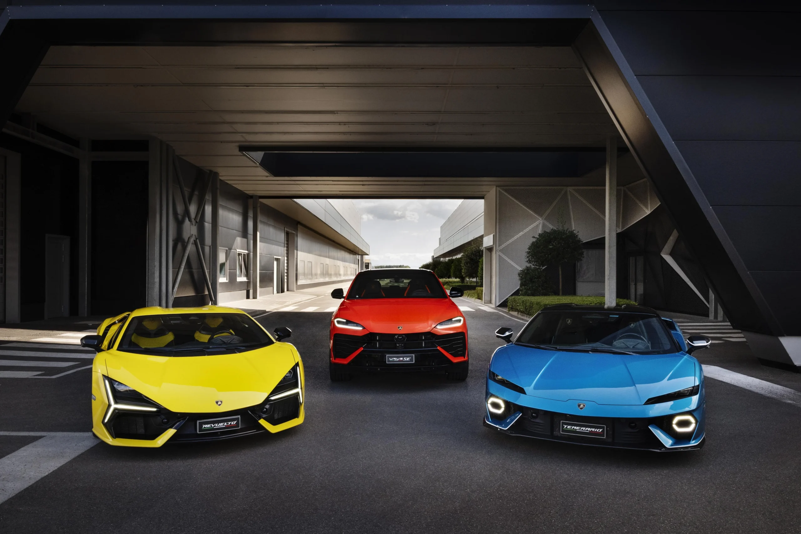 Lamborghini sales 2025, supercar deliveries, hybrid Lamborghini, Lamborghini Revuelto, Lamborghini Urus SE, Lamborghini Temprario, luxury car market 3