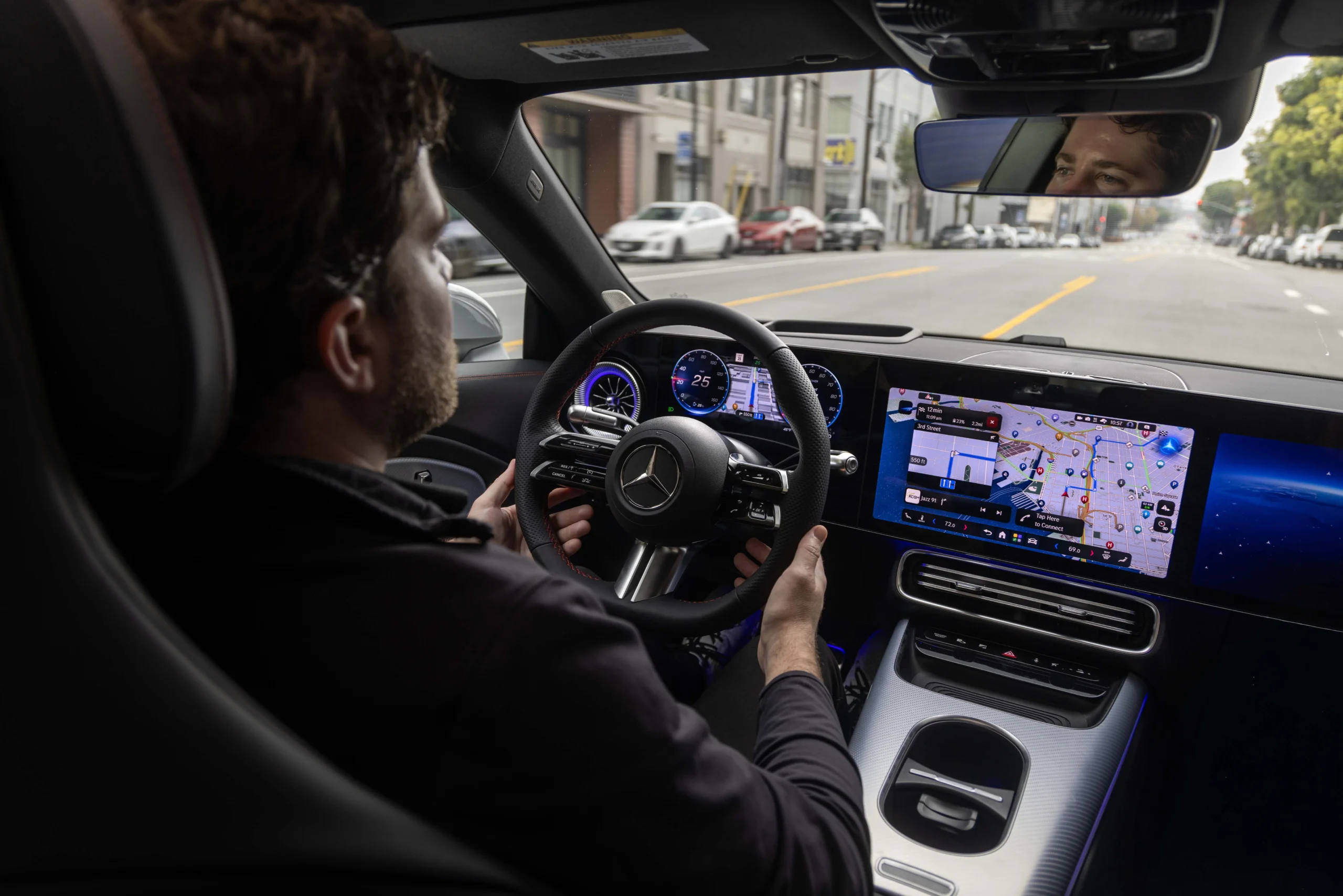 Mercedes-Benz, autonomous driving, MB.DRIVE ASSIST PRO, Tesla FSD, self-driving cars, urban autonomous technology, automotive AI, electric vehicle 4