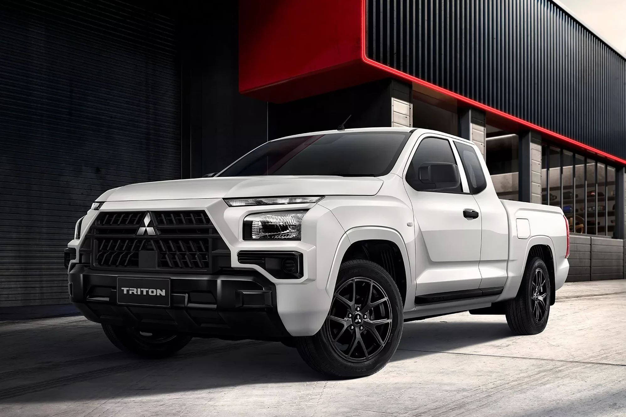 Mitsubishi Triton Street, Mitsubishi pickup, 2.4L turbo diesel, Thailand pickup, 2025 Mitsubishi Triton, street edition pickup, Thai automotive market 10