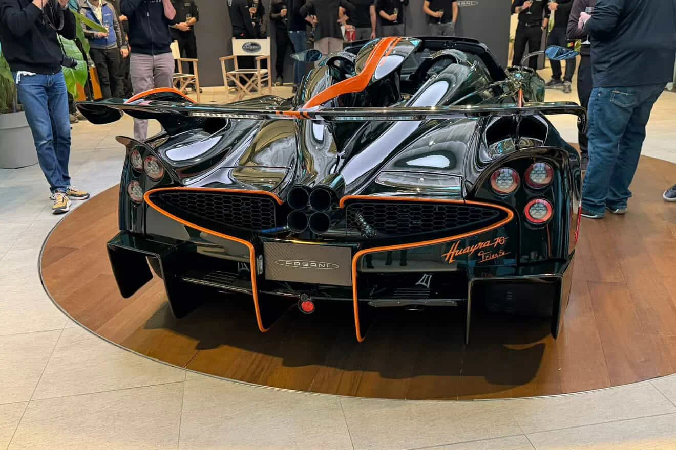 Pagani Huayra 70 Trionfo, limited edition hypercar, bespoke supercar, Horacio Pagani birthday, carbon fibre supercar, Pagani limited run 9