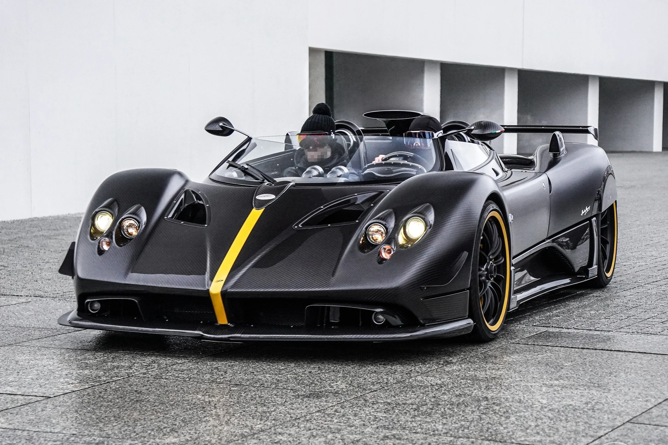 Pagani Huayra 70 Trionfo, limited edition hypercar, bespoke supercar, Horacio Pagani birthday, carbon fibre supercar, Pagani limited run 11