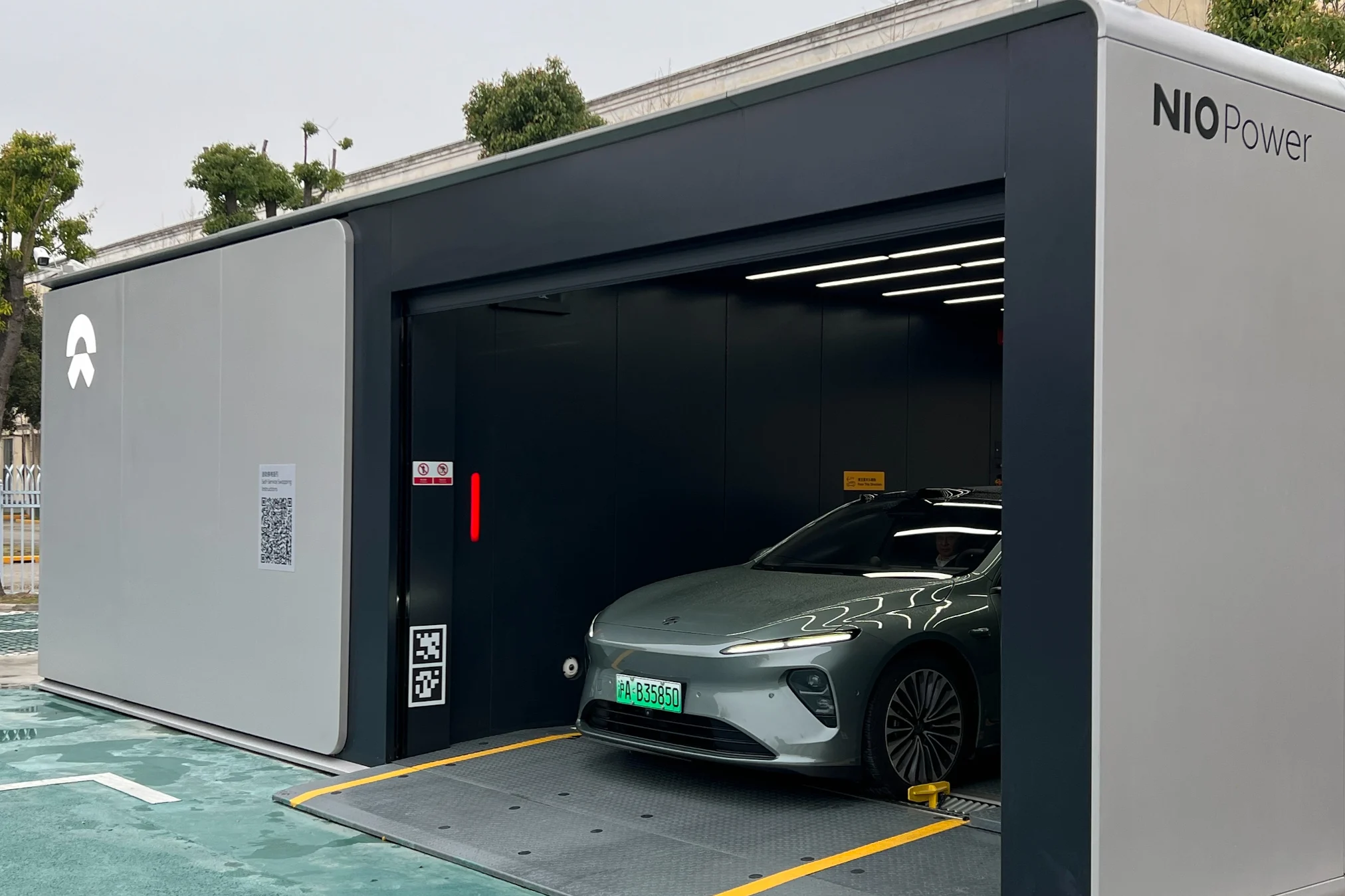 China EV regulations, electric vehicle efficiency standards, 2026 EV mandate, battery size reduction, EV performance, Chinese automotive policy, electric car market 4