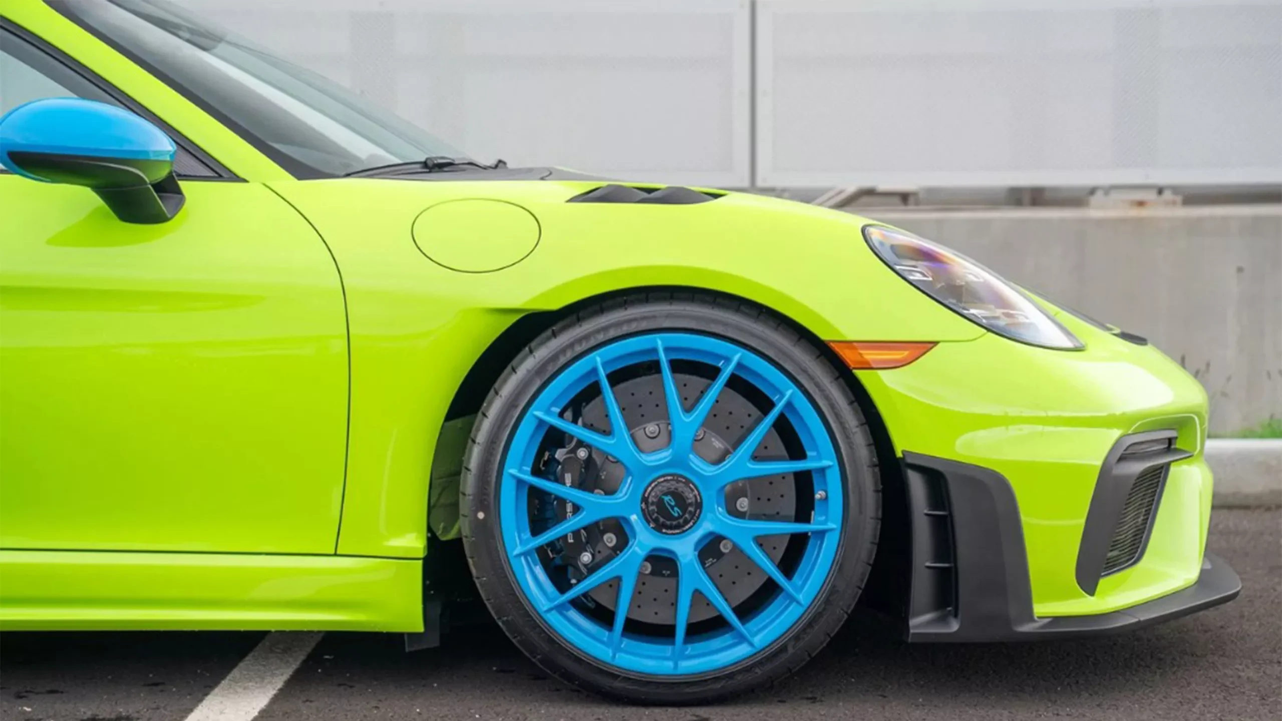 Porsche Cayman GT4 RS, Sonderwunsch, Porsche customization, luxury cars, sports car, exotic cars, car review, Porsche 4