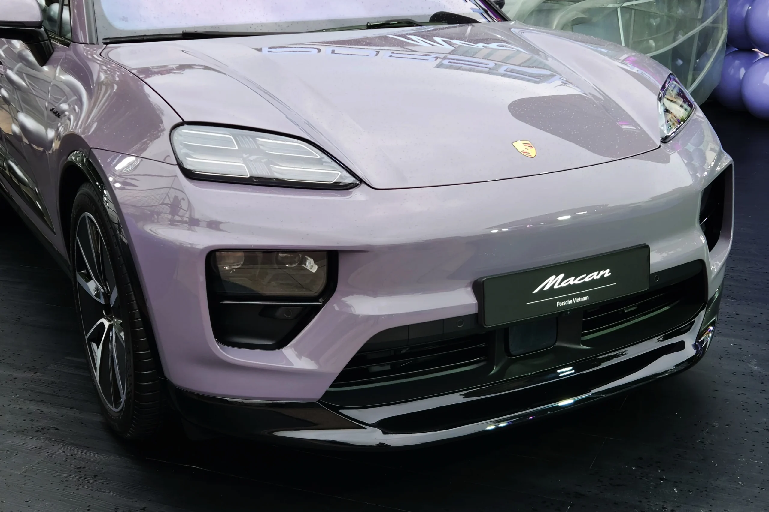 luxury cars Vietnam, Audi Vietnam, Mercedes-Benz Vietnam, Volvo electric, Zeekr Vietnam, Lotus sports car, Tasco Auto, 2026 automotive market 7