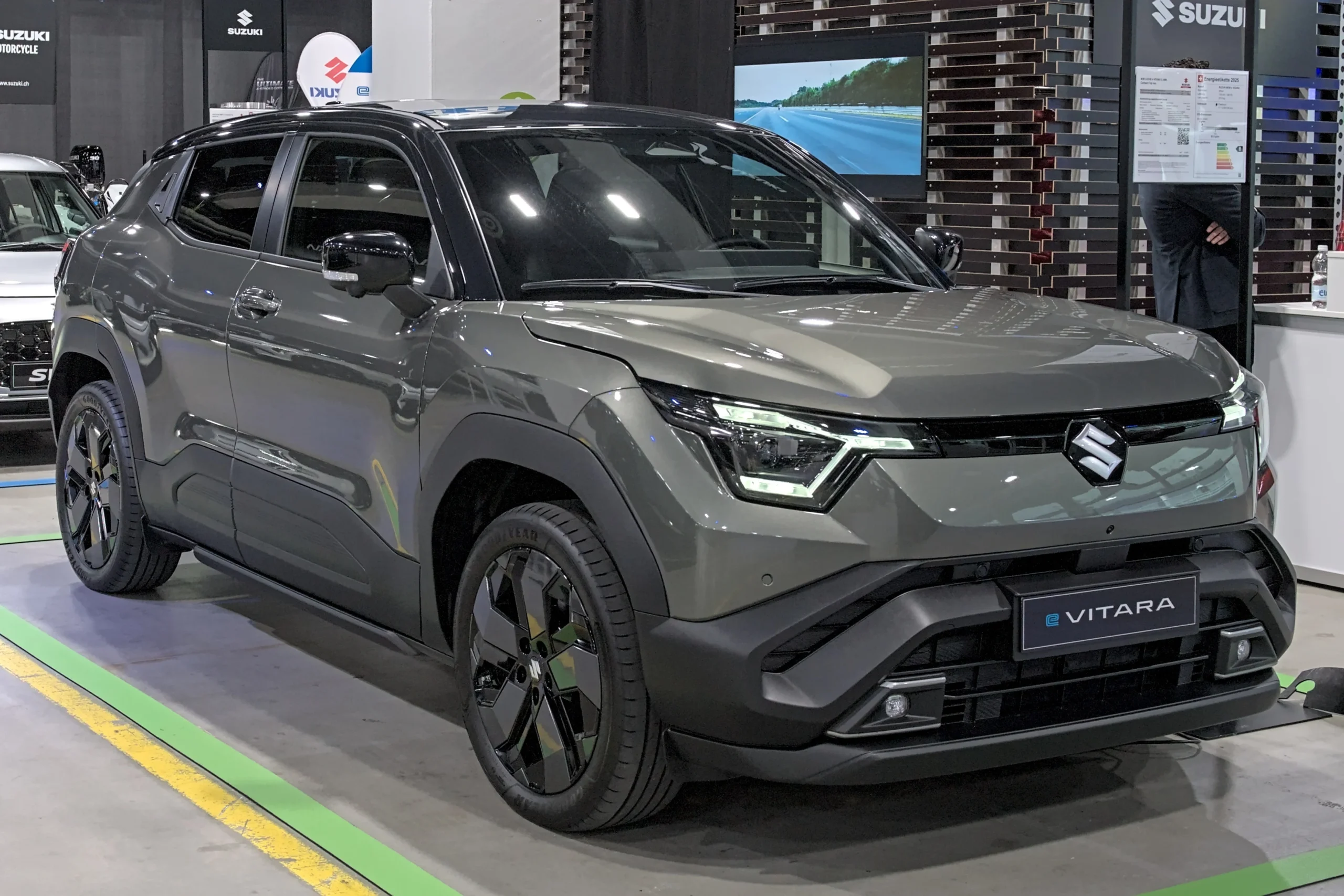 Toyota electric SUV, India EV market, Urban Cruiser Ebella, electric vehicle competition, EV charging infrastructure, Toyota Suzuki partnership, EV investment India 3