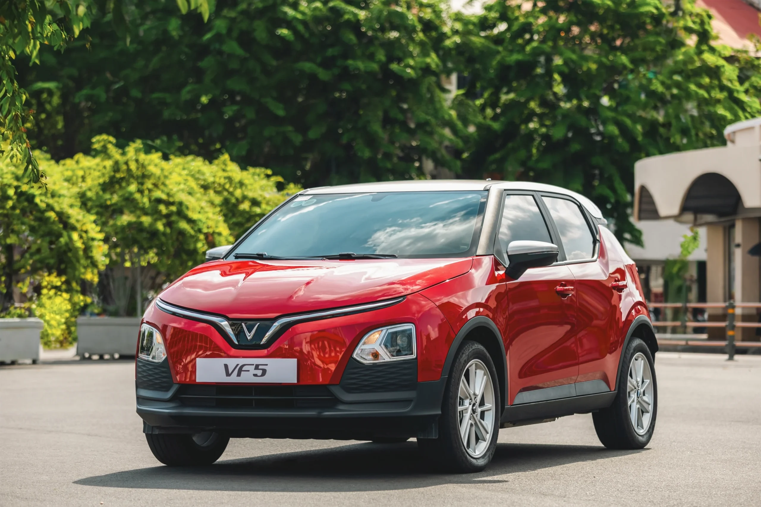 family car under 650 million VND, affordable Vietnam cars, Tet road trip car, electric SUV Vietnam, budget sedan Vietnam, small MPV Vietnam 2