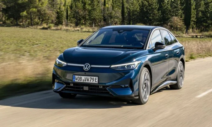 Germany EV subsidy, electric vehicle incentive Germany, EV rebate €6000, German electric car market, low income EV grant, electric car sales boost, German government EV program 2