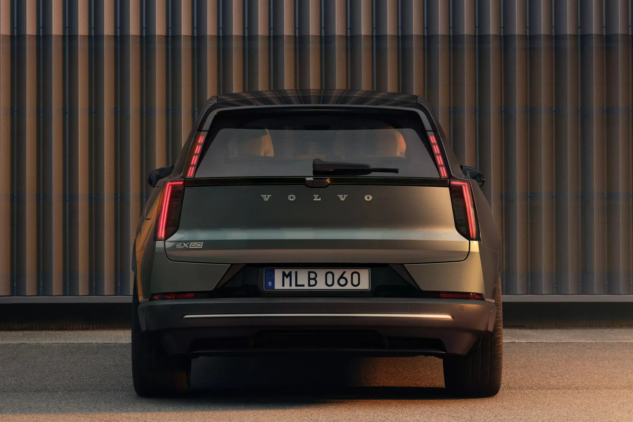 Volvo EX60, electric SUV, Volvo EV, Volvo EX60 price, Volvo electric range, Volvo SUV specs, electric vehicle 2024 15