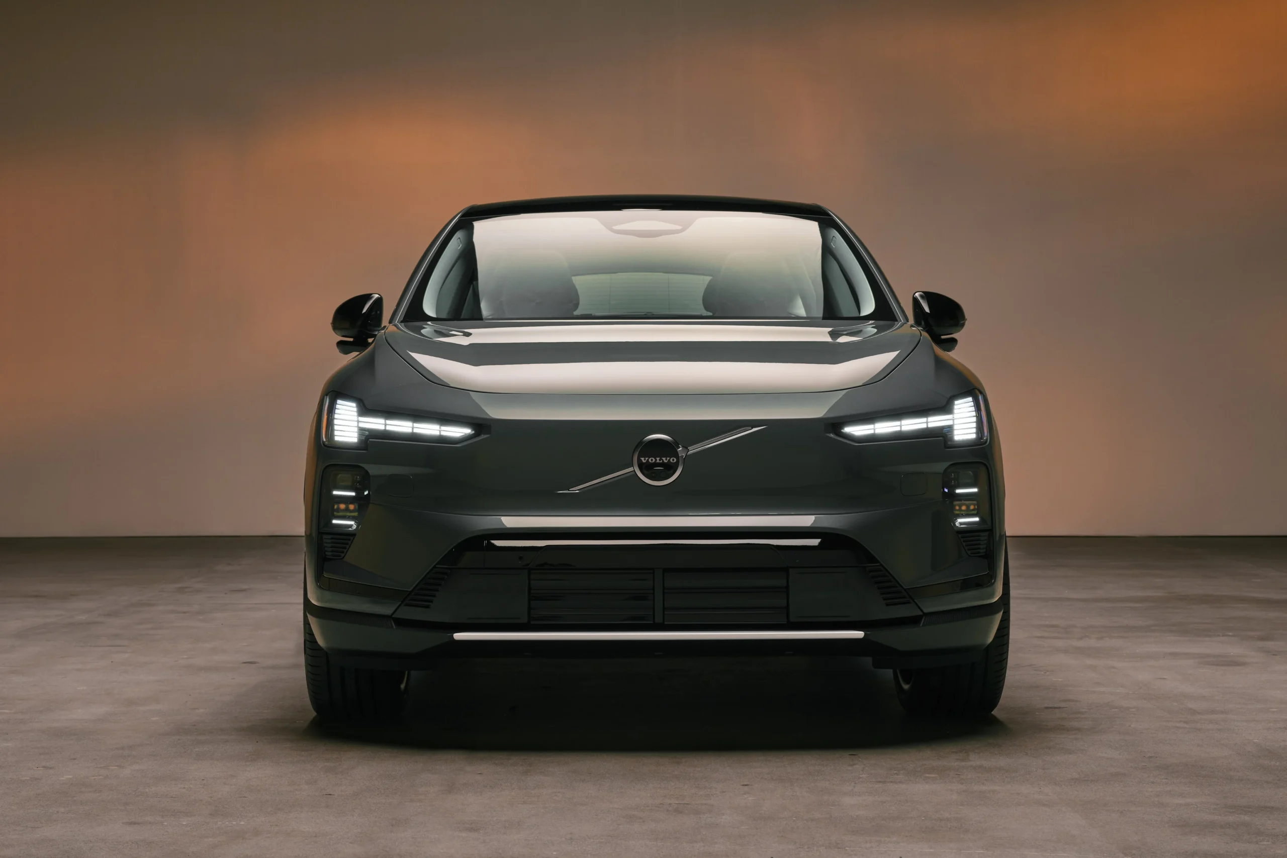 Volvo EX60, electric SUV, Volvo EV, Volvo EX60 price, Volvo electric range, Volvo SUV specs, electric vehicle 2024 4