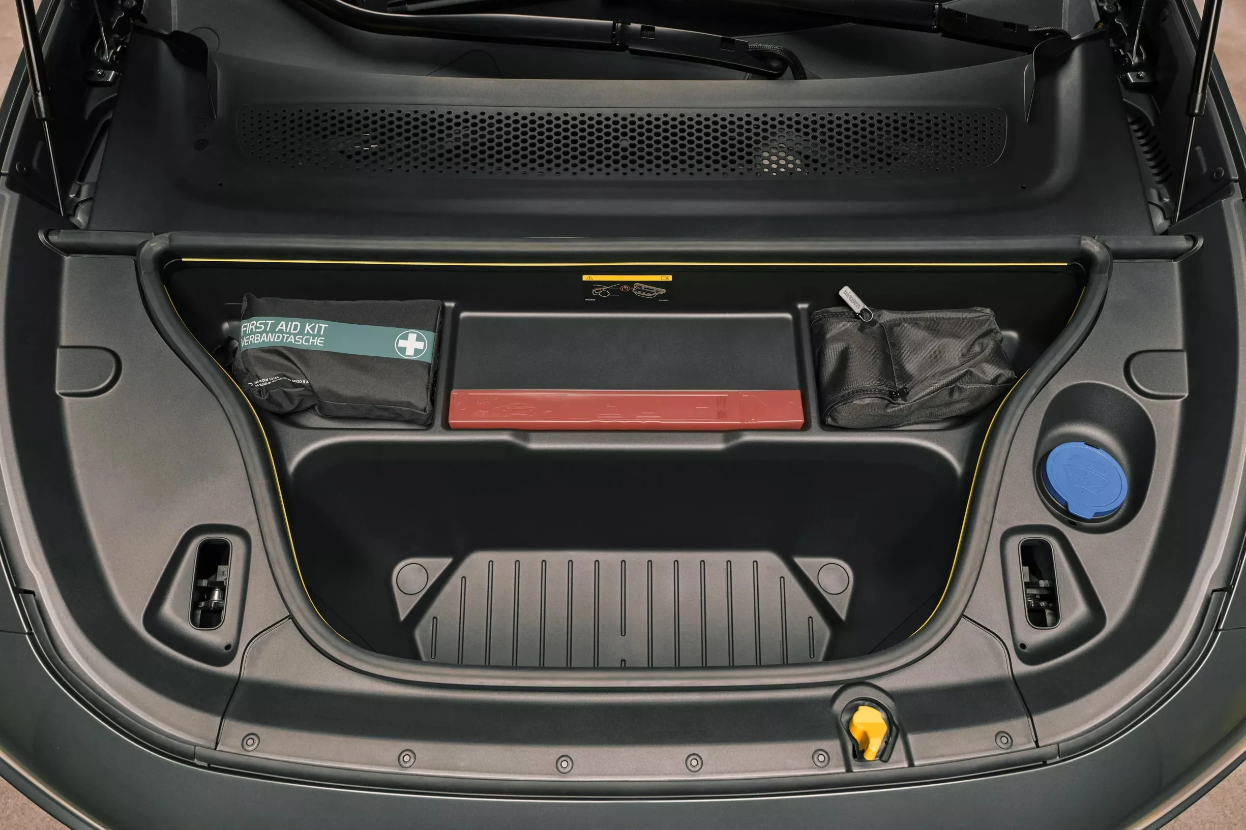 Volvo EX60, electric SUV, Volvo EV, Volvo EX60 price, Volvo electric range, Volvo SUV specs, electric vehicle 2024 13