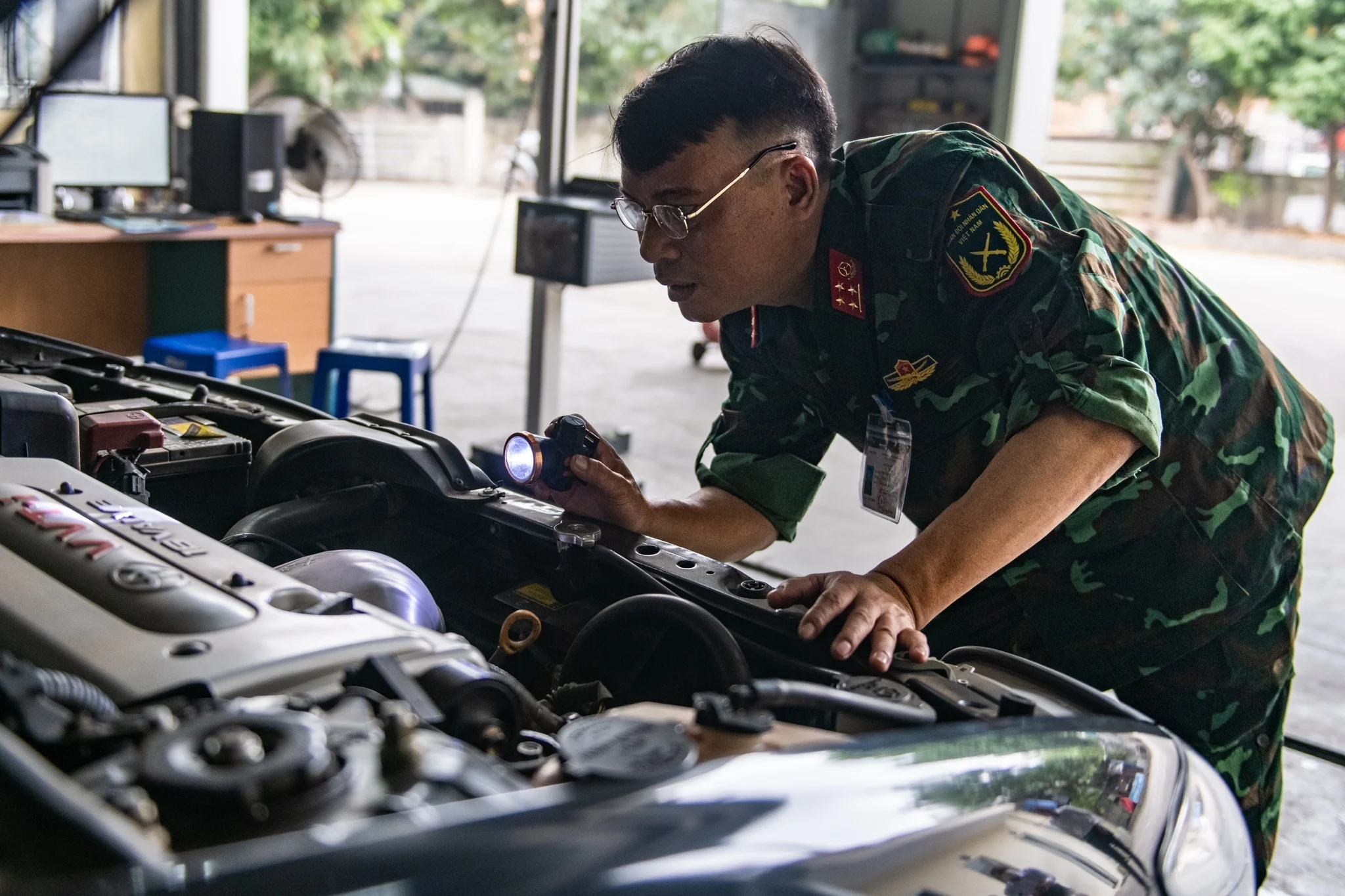 Vietnam vehicle inspection, inspection fees Vietnam, reinspection surcharge, car registration test, MOT retest cost, vehicle maintenance Vietnam, transport regulations 2