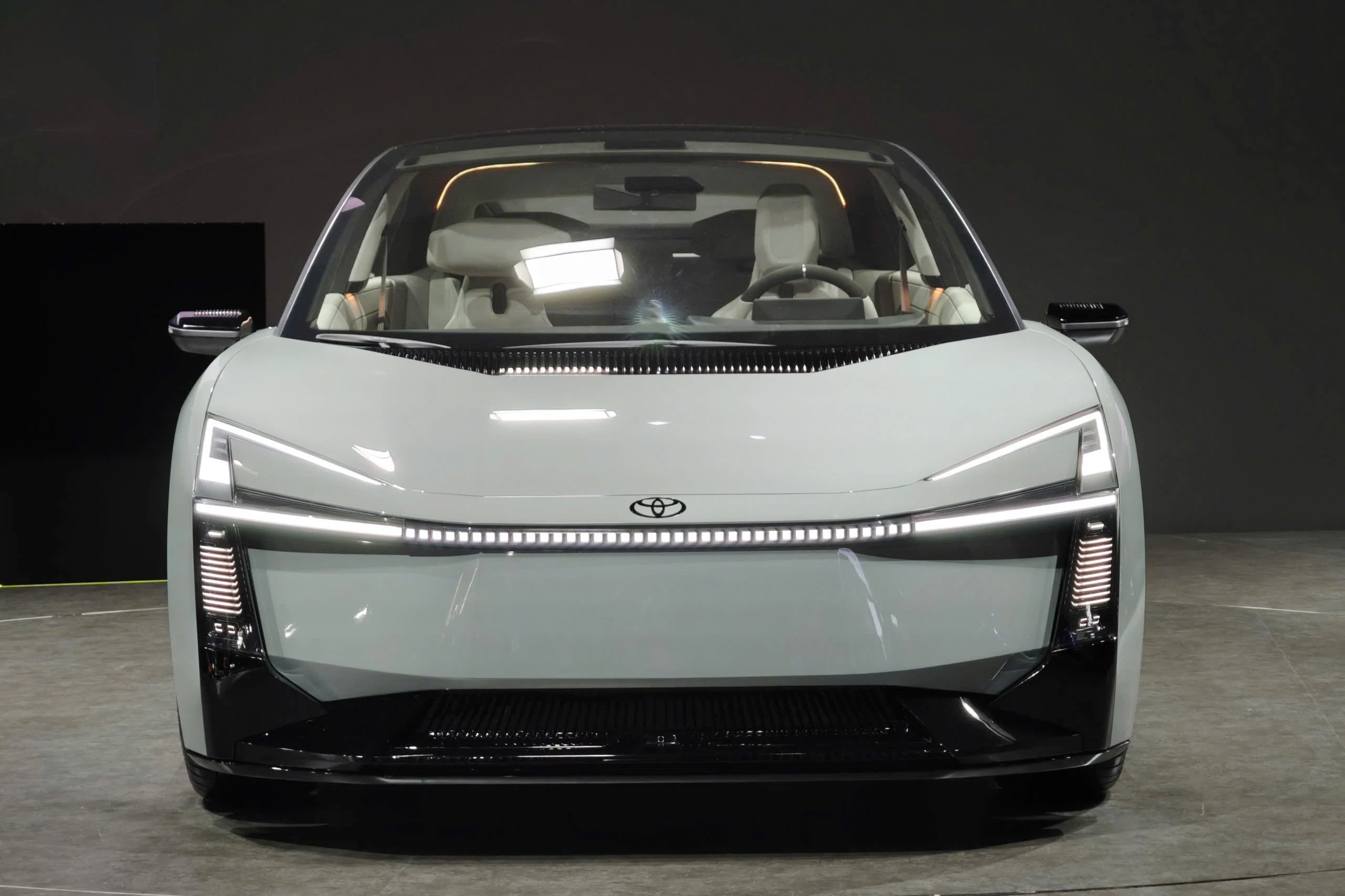 Toyota Corolla, new Corolla design, 2025 concept car, hybrid Corolla, electric Corolla, Japan Mobility Show, automotive design, GR Corolla 5