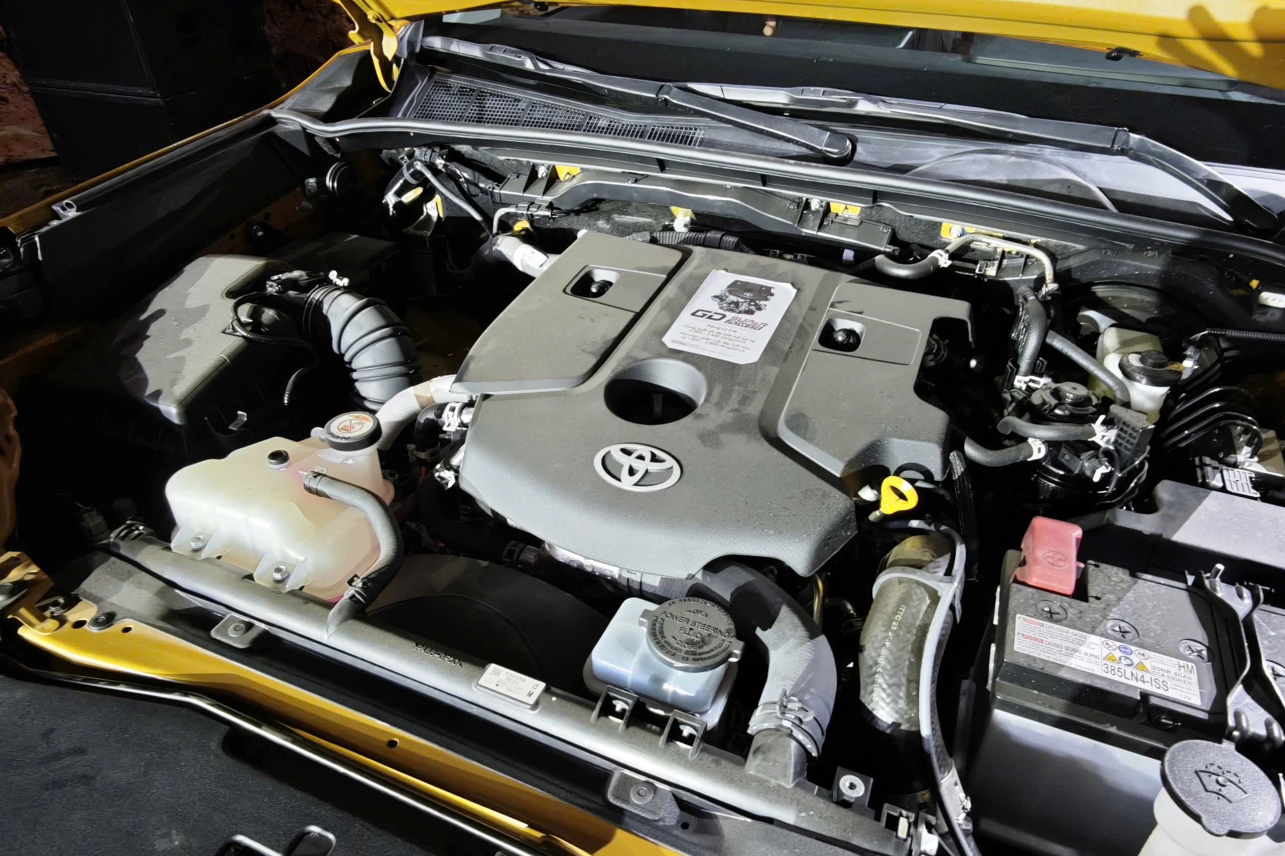 Toyota Hilux 2026, Trailhunter, 4x4 pickup, VND 903 million, off-road truck, Toyota Vietnam, pickup specs, automotive price comparison 21