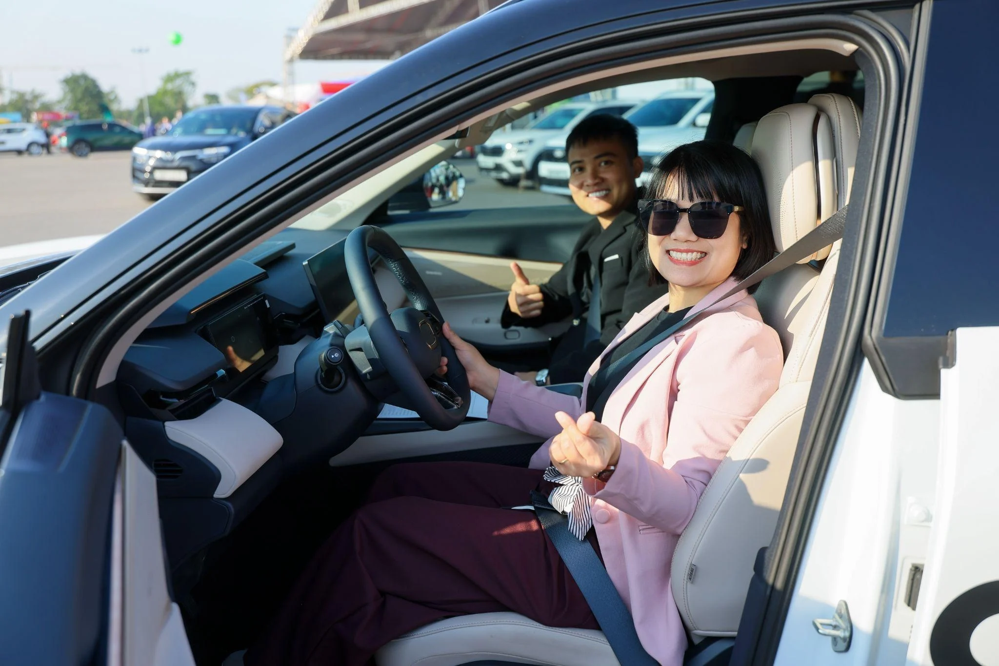 Lynk & Co, EM-P Hybrid, 2025 Electro Tech Award, electric SUV, Super Hybrid technology, PHEV, automotive innovation, green car 5