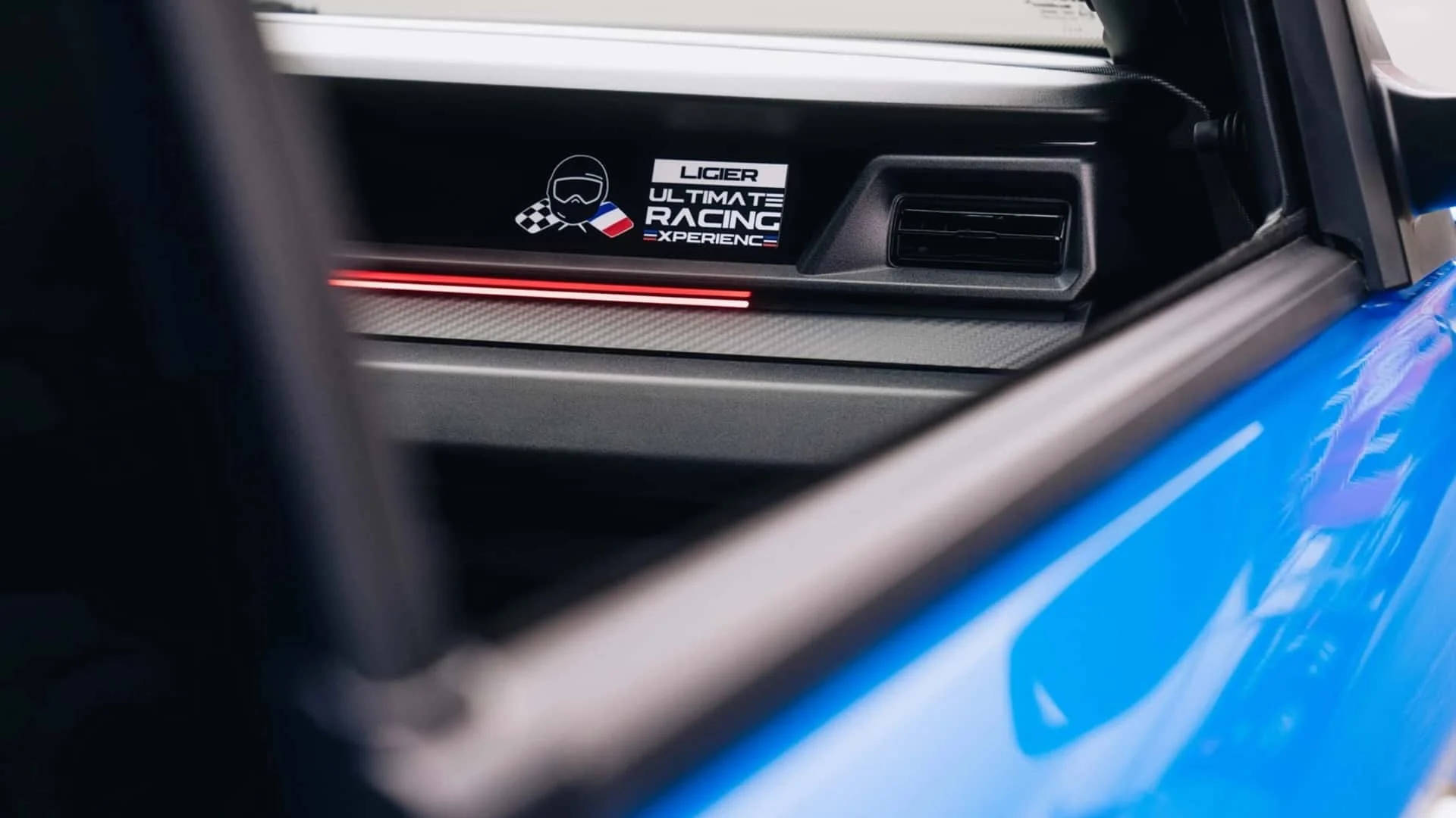 Nürburgring slowest lap, Ligier JS50, diesel microcar, automotive records, fuel efficiency, German race track, French carmaker 4