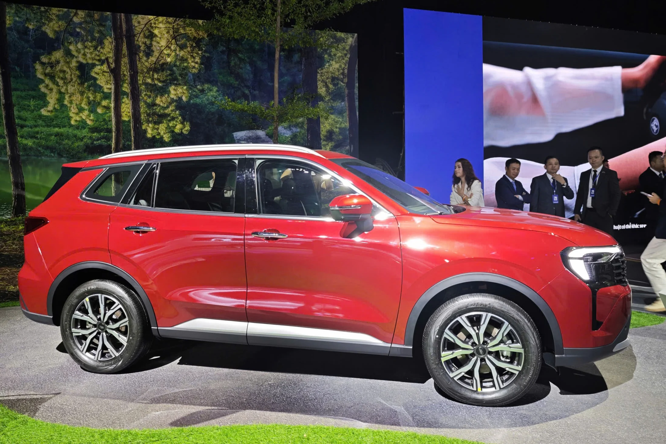 2026 SUV deals, Tet car sales, Mazda CX‑5 price, Hyundai Tucson discount, Ford Territory stock, Mitsubishi Destinator offers, budget SUV Vietnam 3