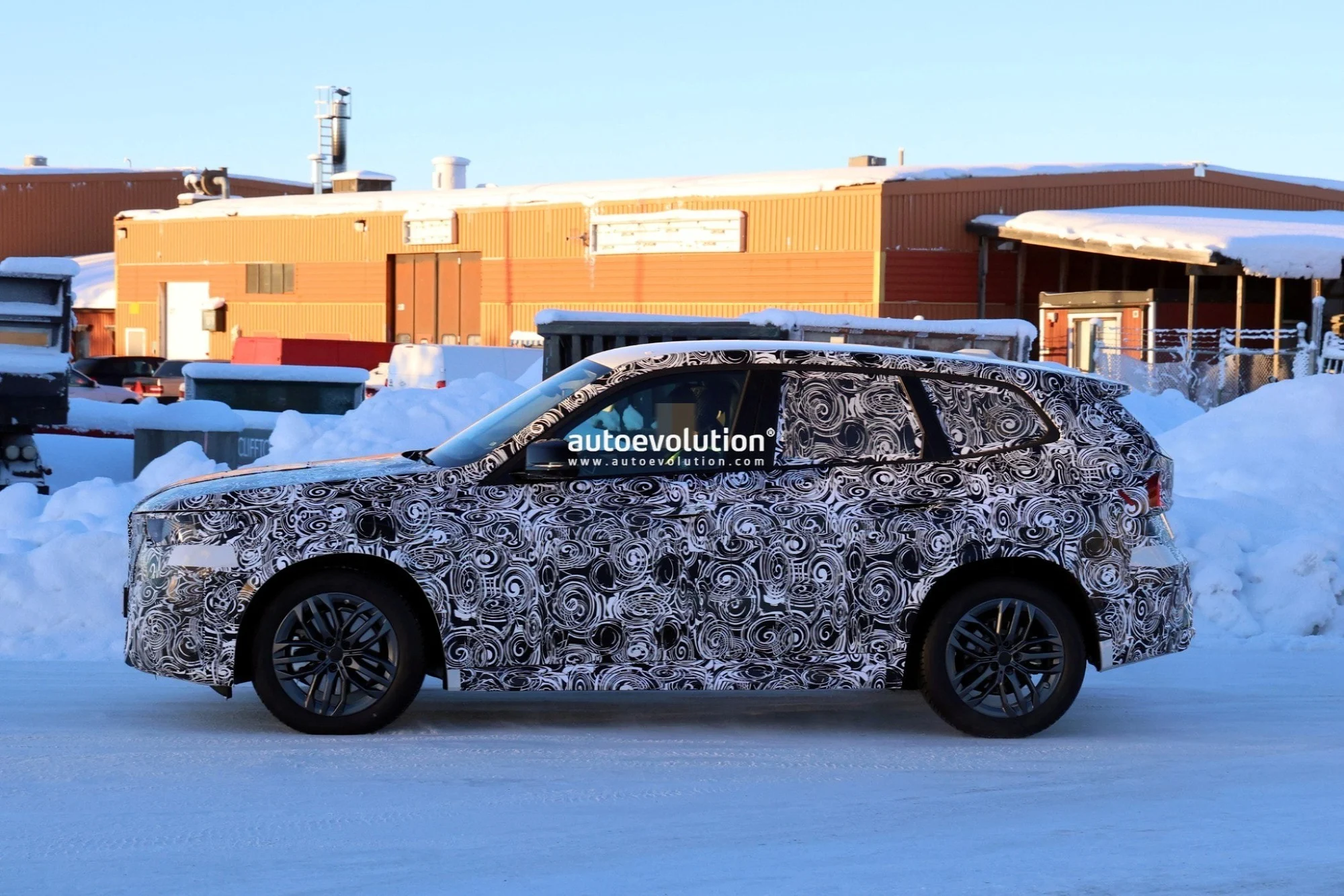 BMW X1 2028, BMW X1 redesign, BMW X1 test drive, luxury compact SUV, active aerodynamics, iDrive X, panoramic vision display, Euro 7 SUV 5