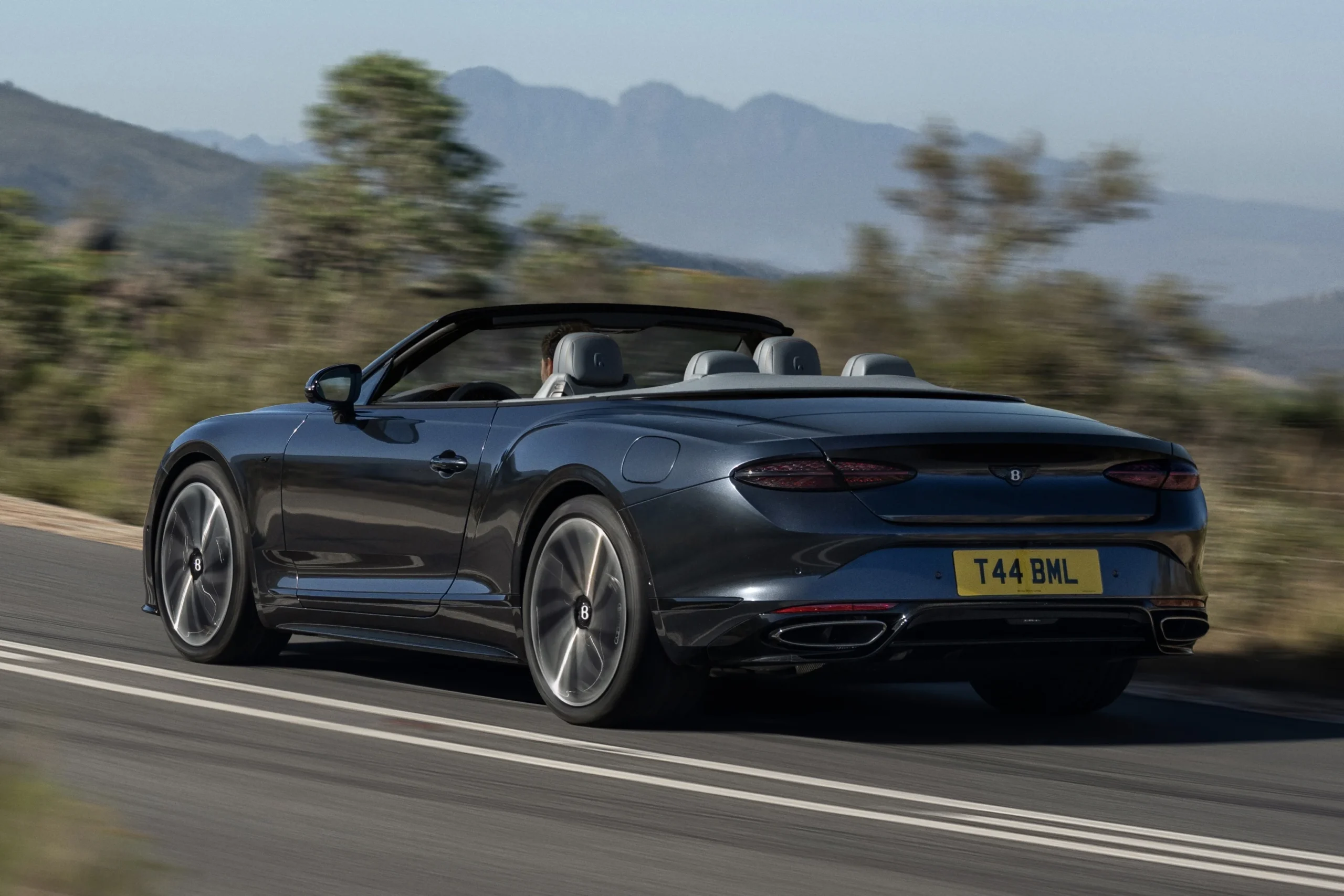 Bentley Continental GT S, Bentley hybrid, 680 horsepower, luxury grand tourer, high performance hybrid, sports luxury car, Bentley GT S specs 11