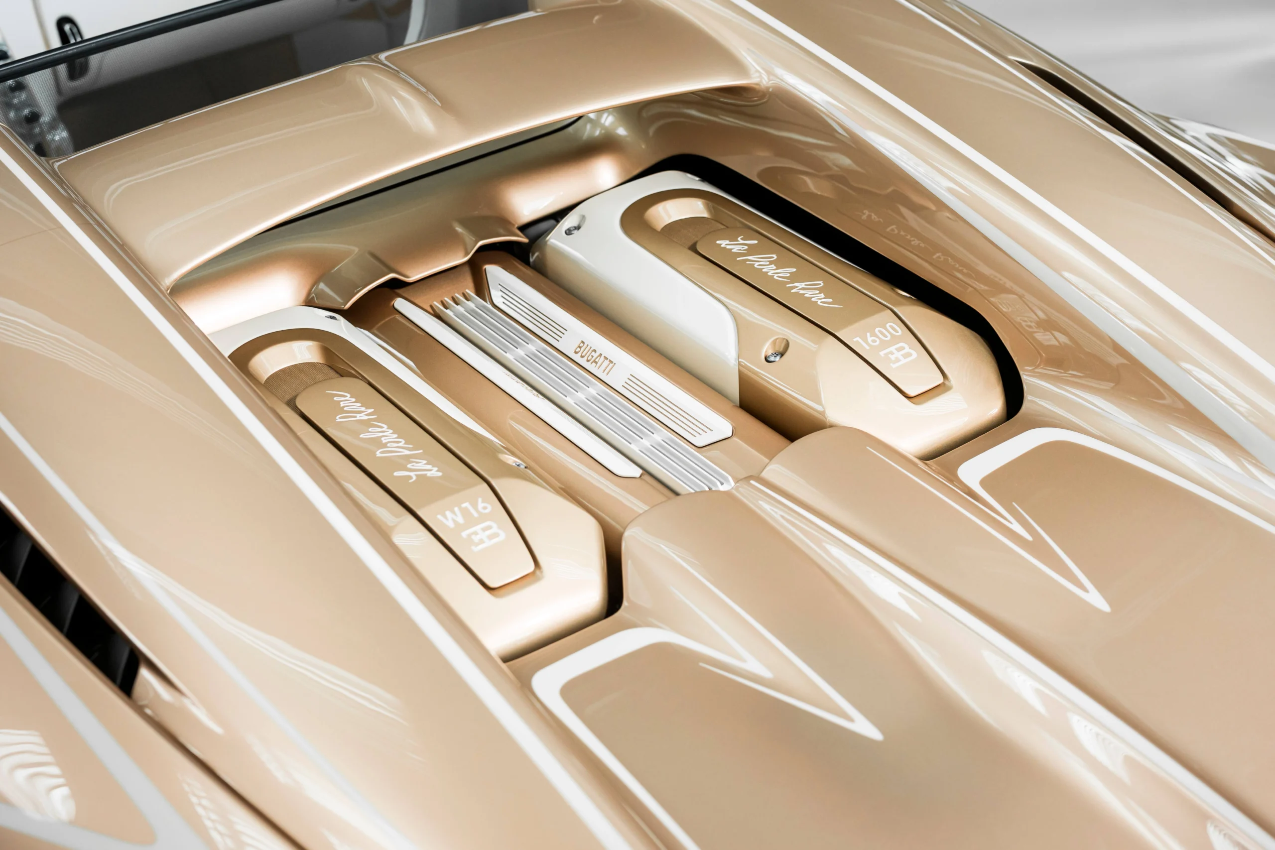 Bugatti W16 Mistral, La Perle Rare, limited edition supercar, exclusive paint, Canadian collector, luxury hypercar, Bugatti Tourbillon 12