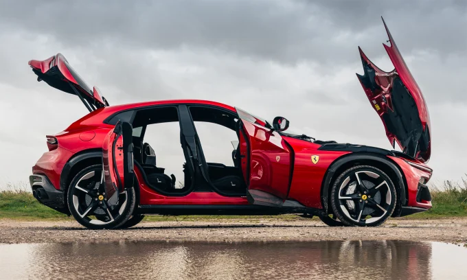 horse-inspired car names, car models named after horses, automotive horse names, horse themed vehicles, Hyundai Pony, Ferrari Purosangue, Mustang origin, car name meanings 10