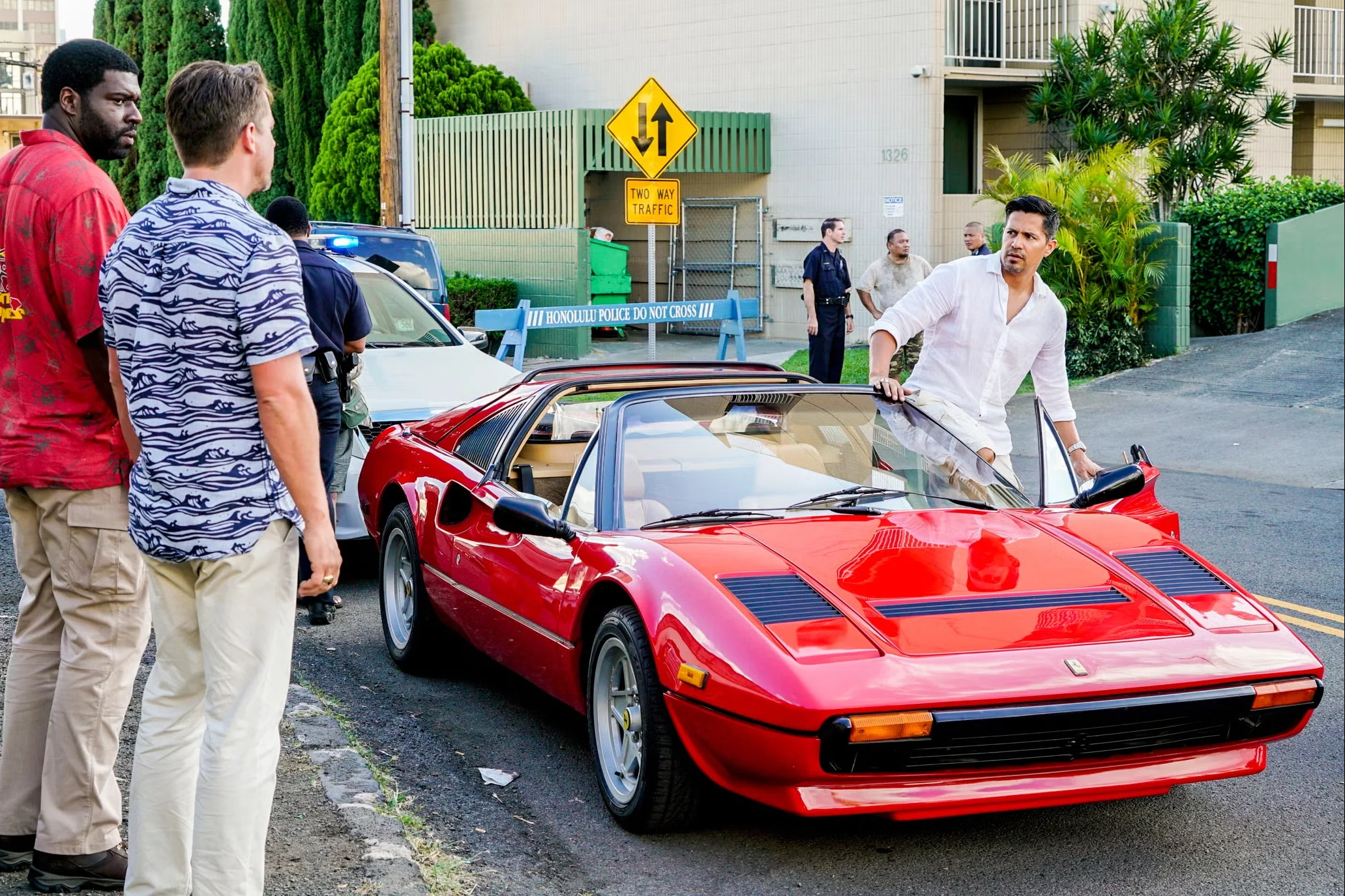 Ferrari movies, Ferrari film appearances, classic Ferrari cars, Hollywood car chases, Ferrari replica, movie car auctions, Ferrari in cinema 32