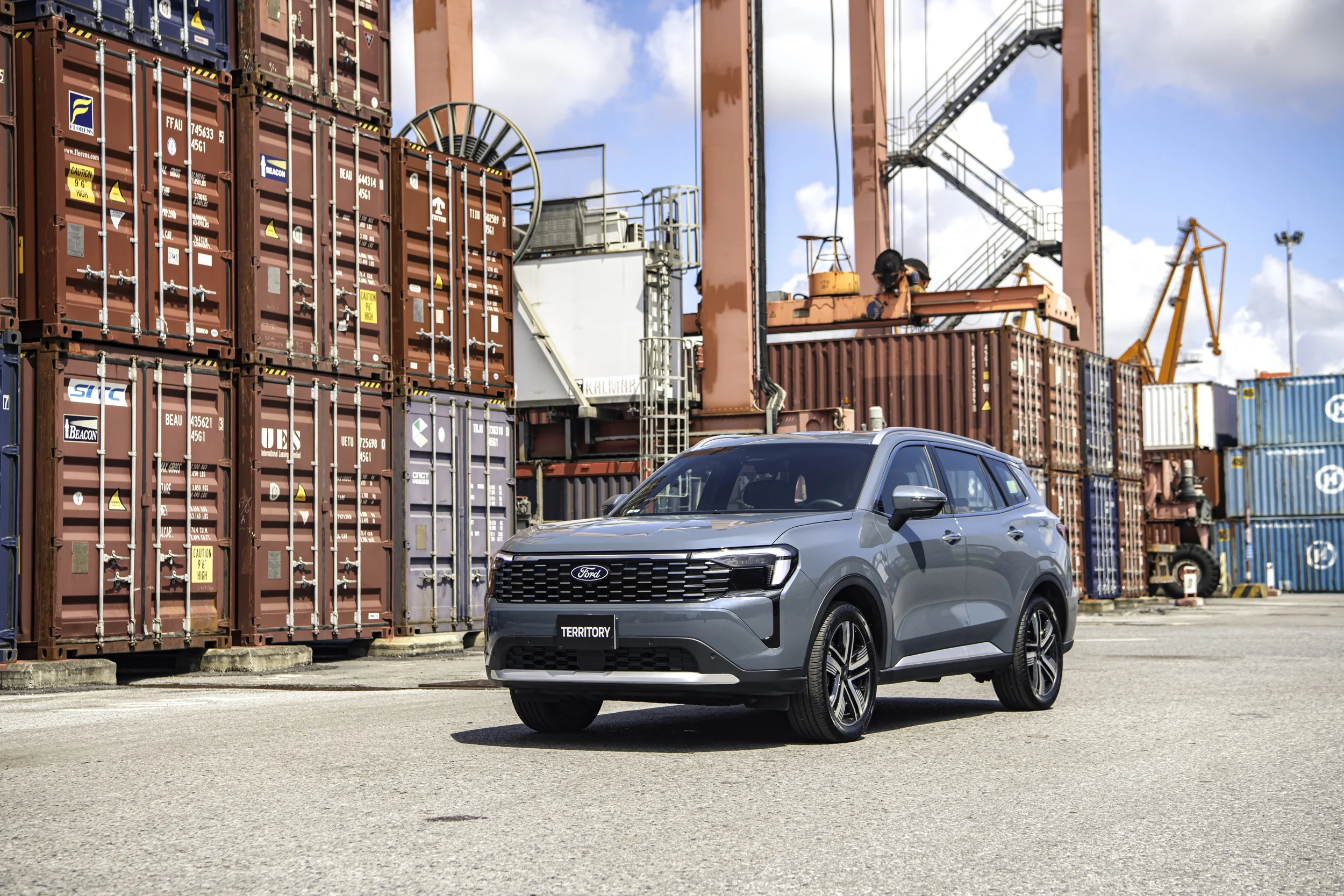 best-selling gasoline cars Vietnam, 2026 car sales Vietnam, Mazda CX-5 sales, Ford Ranger Vietnam, Mitsubishi Xpander, SUV sales Vietnam, gasoline vehicle market 6