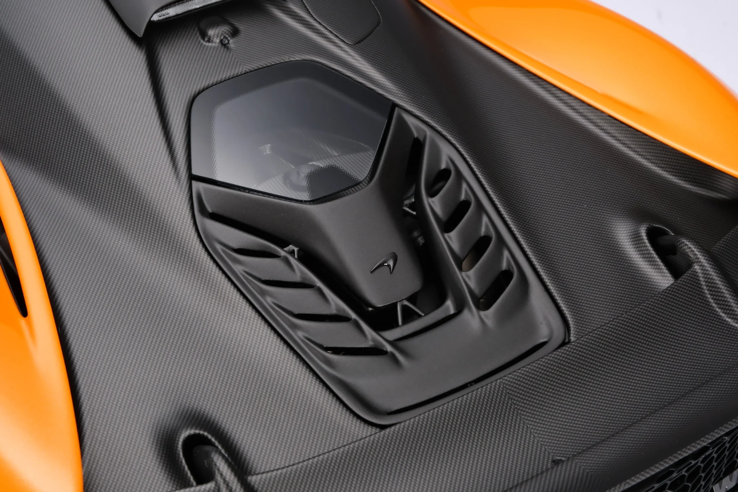 McLaren W1 model, 1:8 scale replica, Amalgam Collection, luxury car model, limited edition replica, bespoke model car, hypercar replica, toy car price comparison 19