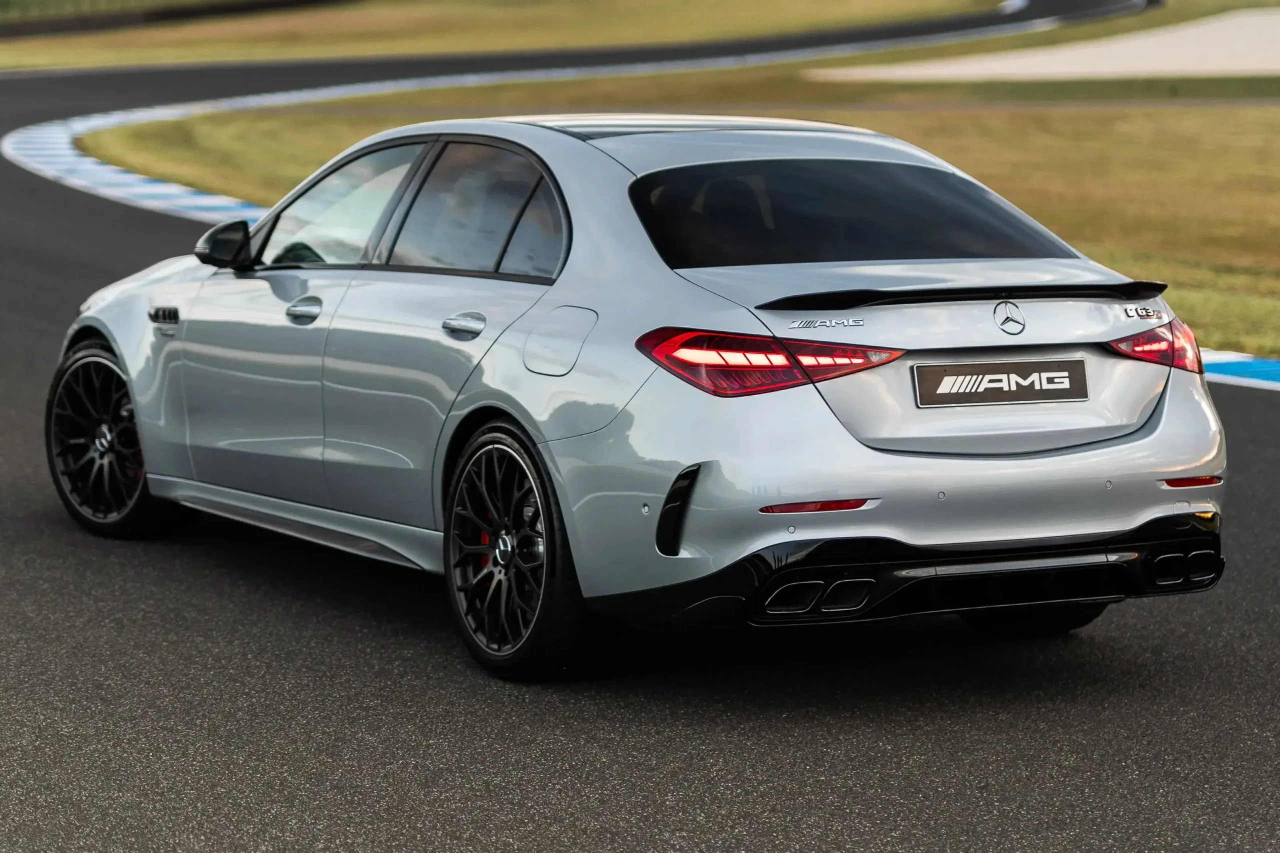 Mercedes-AMG C 63, C 53, V8 engine discontinuation, M139 engine, straight-six engine, hybrid vs non-hybrid, EU emissions standards, performance sedan 4