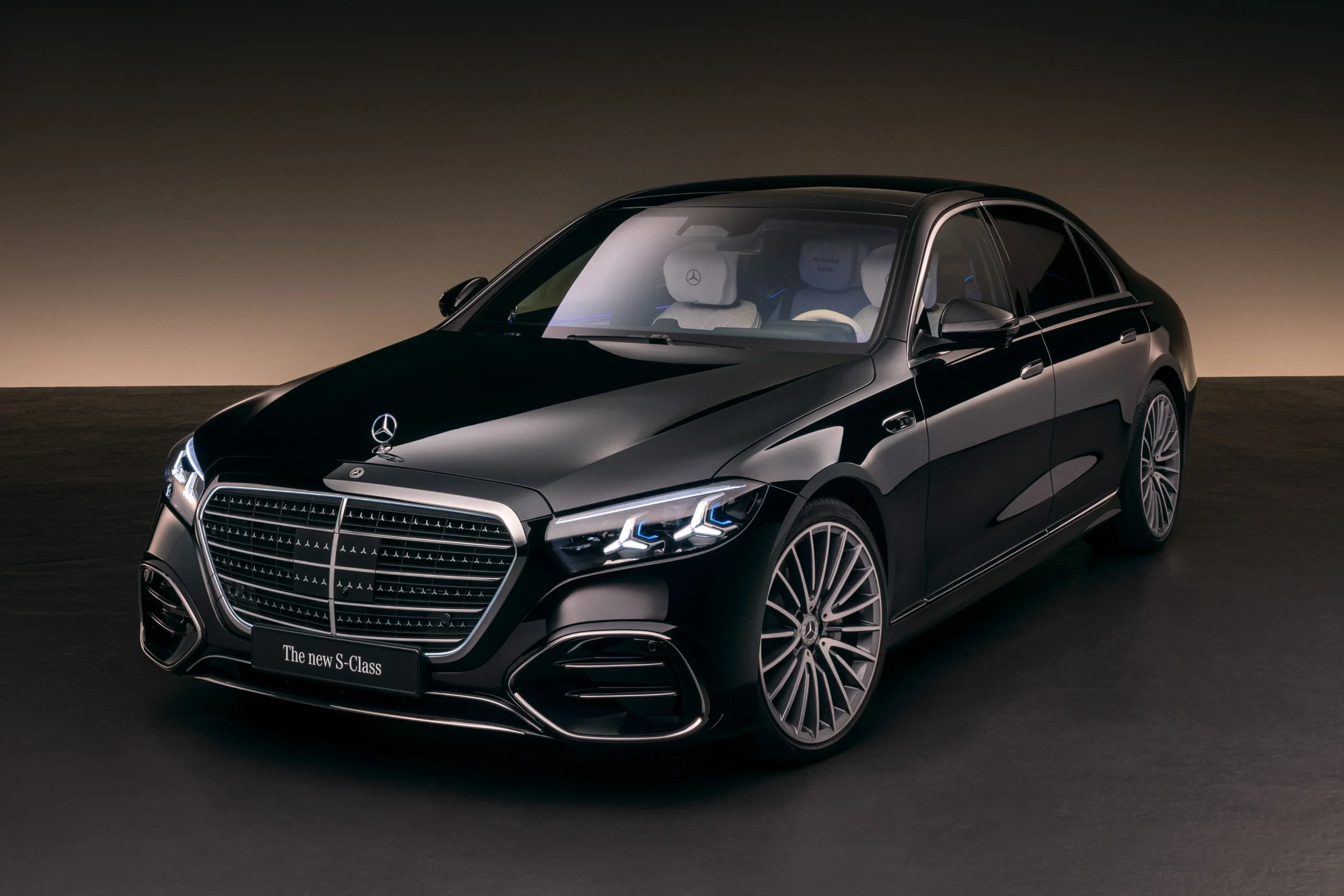 Mercedes-Benz S-Class, S-Class facelift 2025, luxury sedan, DIGITAL LIGHT, MBUX Superscreen, hybrid powertrain, German luxury cars 2