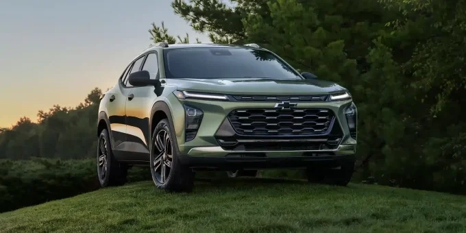 new car prices US, auto loans United States, affordable cars America, SUV market shift, car buying trends 2024, high car payments, US automotive market 3