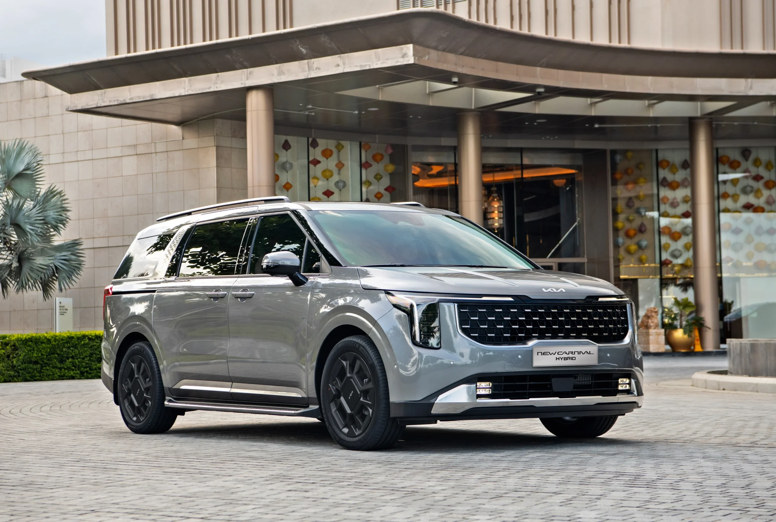 Thaco, Vietnamese car brand, new car launch Vietnam, MPV market Vietnam, automotive strategy, homegrown car brand, Vietnam auto industry 5