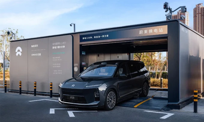 Nio battery swap, electric vehicle charging China, EV battery swapping technology, Nio charging stations, China EV infrastructure, fast battery swap, Nio network expansion 2