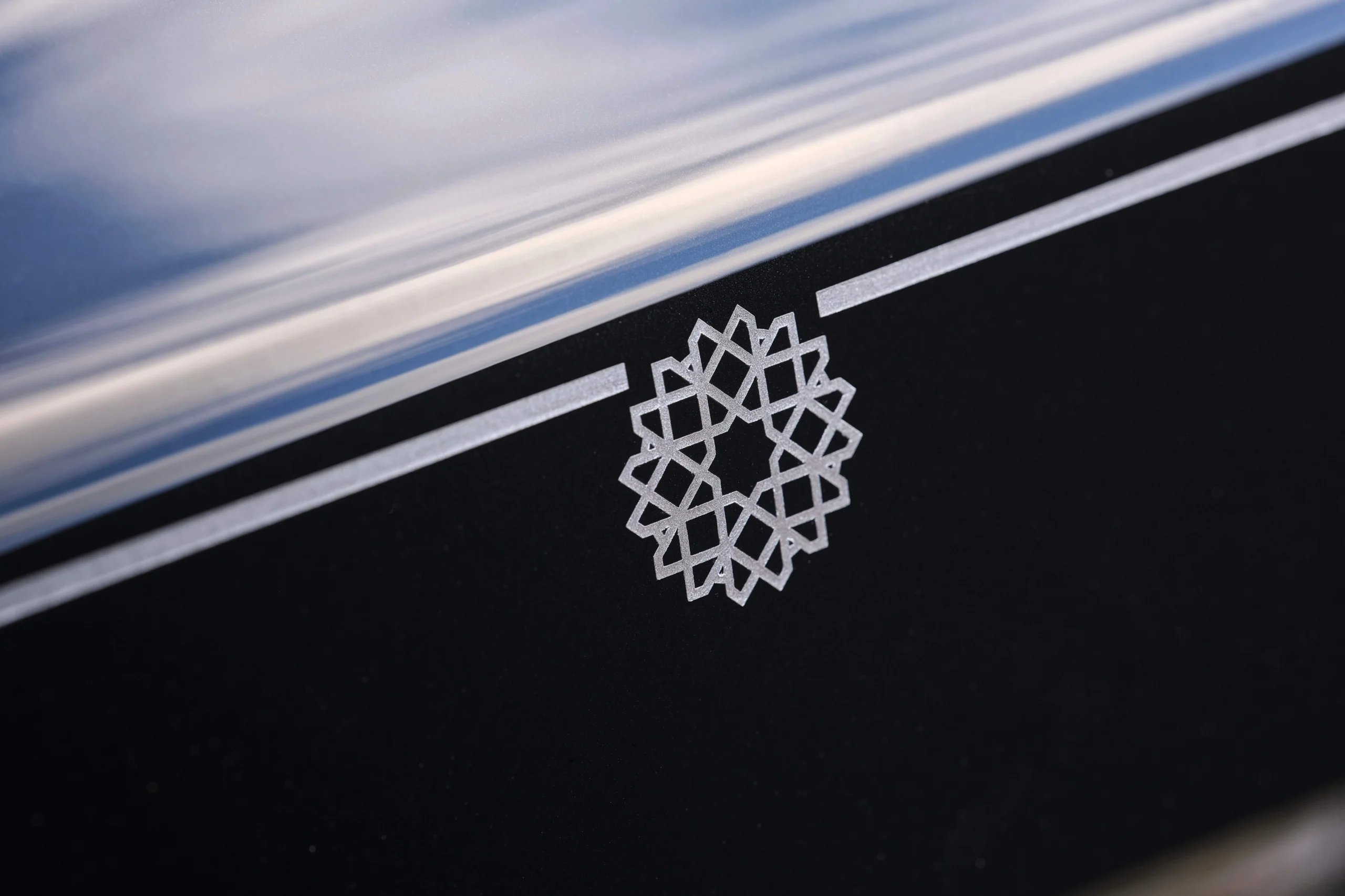 Rolls-Royce Phantom Arabesque, custom Rolls-Royce, luxury car Dubai, Mashrabiya design, limited edition supercar, V12 twin-turbo, bespoke automotive, Arabesque luxury 12