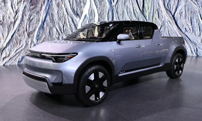 Toyota compact pickup, affordable pickup truck, USMCA tariffs, trade policy automotive, North America pickup market, Toyota EPU concept, small pickup demand 2