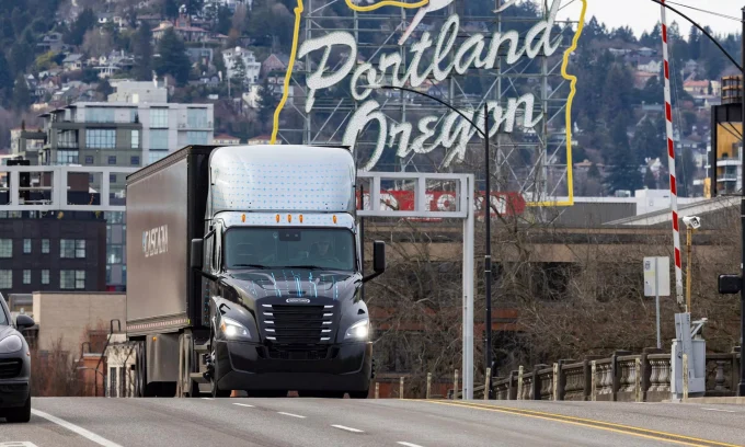 US DOT, commercial driver training schools, CDL training violations, transportation safety crackdown, commercial driver license, hazardous material training, US trucking regulations 2