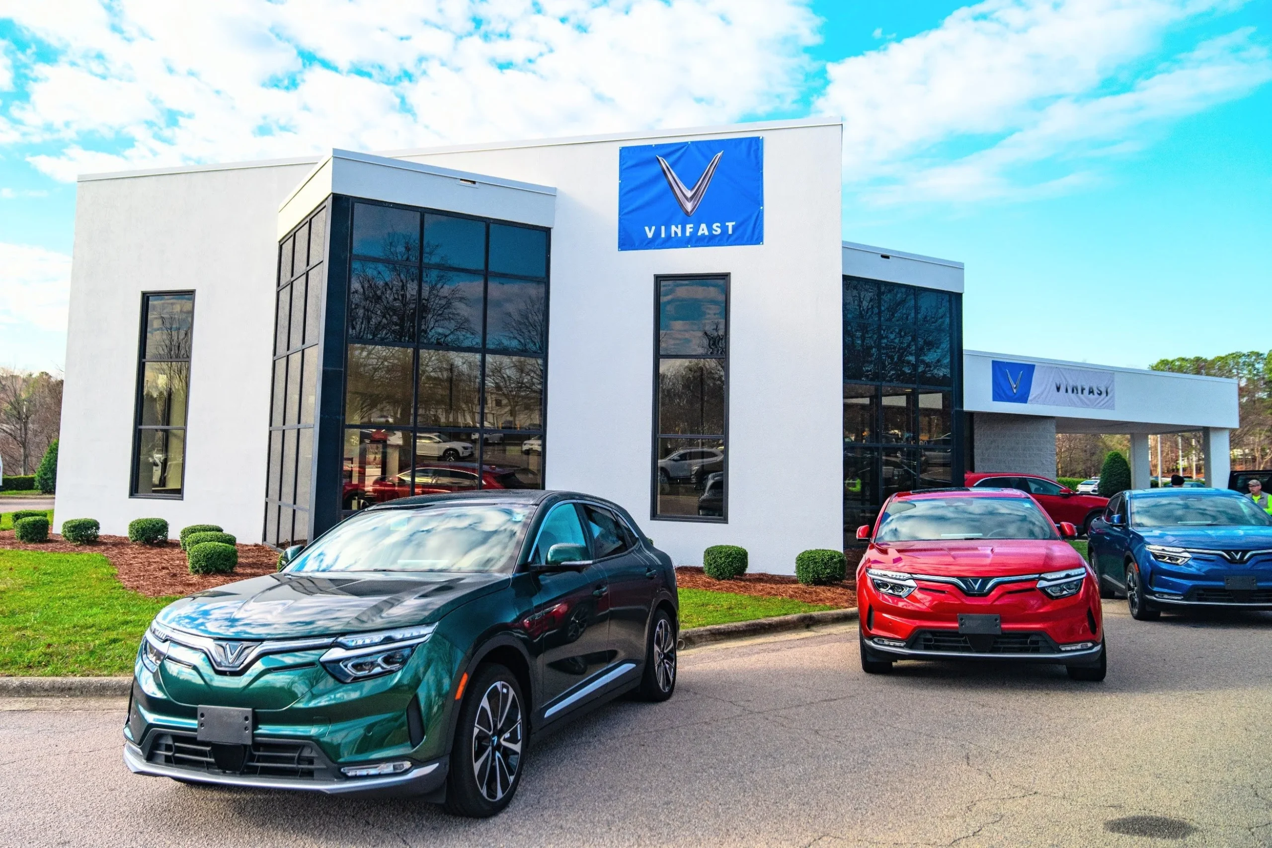 electric vehicles, US EV sales, Tesla, EV market slowdown, EV registrations 2025, electric car incentives, US auto market 7