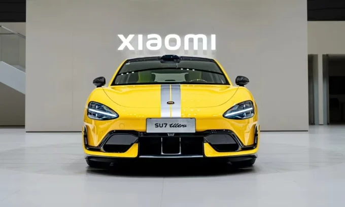 Xiaomi SU7 Ultra, electric sedan, EV sales 2025, high performance electric car, Chinese EV market, Lei Jun, Xiaomi automobile 2