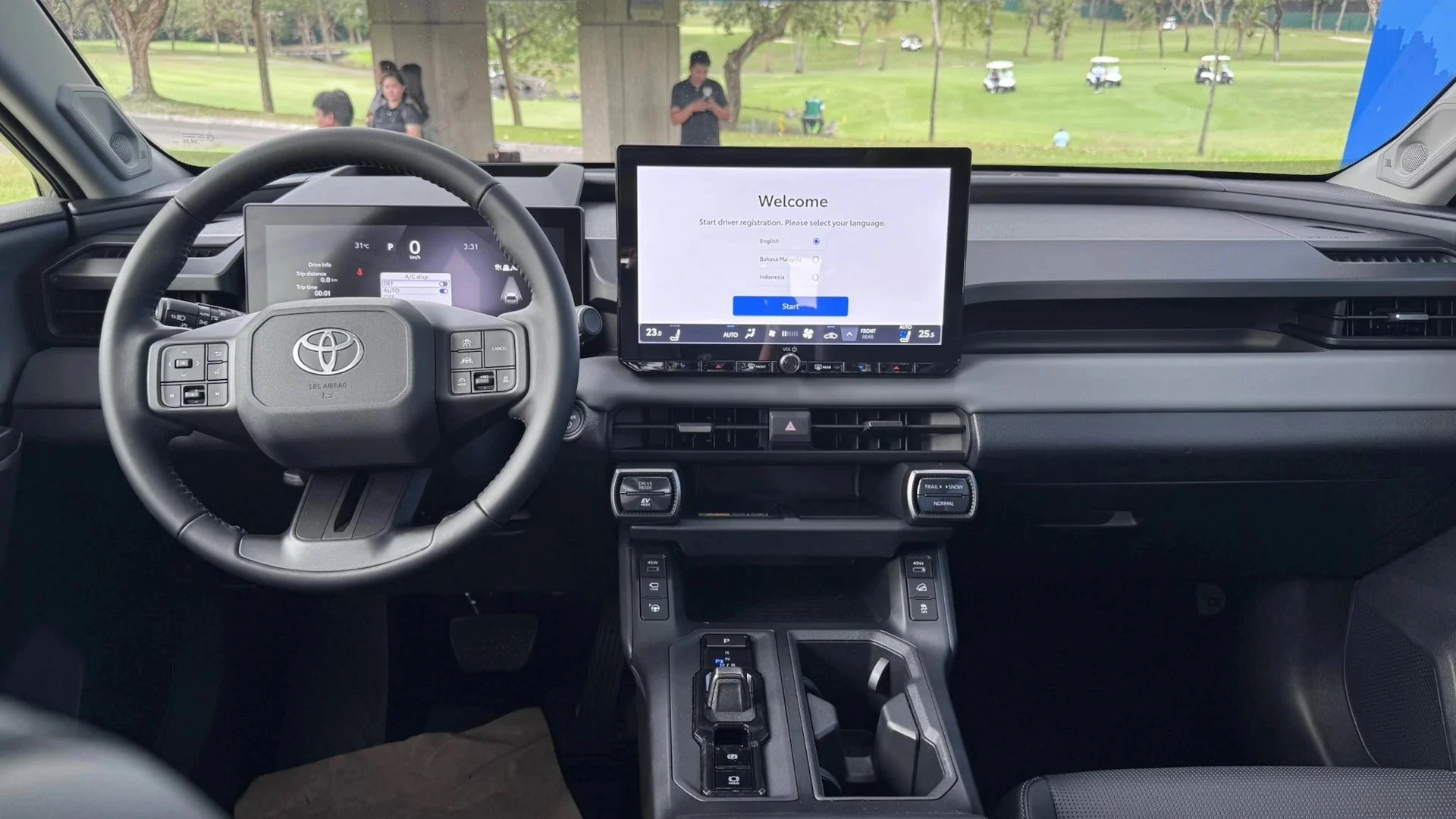 2026 Toyota RAV4 price, Toyota RAV4 hybrid, RAV4 Philippines, Toyota RAV4 AWD, Toyota RAV4 specs, Toyota RAV4 interior, CUV hybrid pricing 5