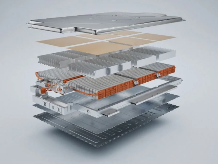 solid-state battery, electric vehicle range, AI battery technology, Changan EV, high energy density battery, 1500 km range, battery safety, EV charging 4